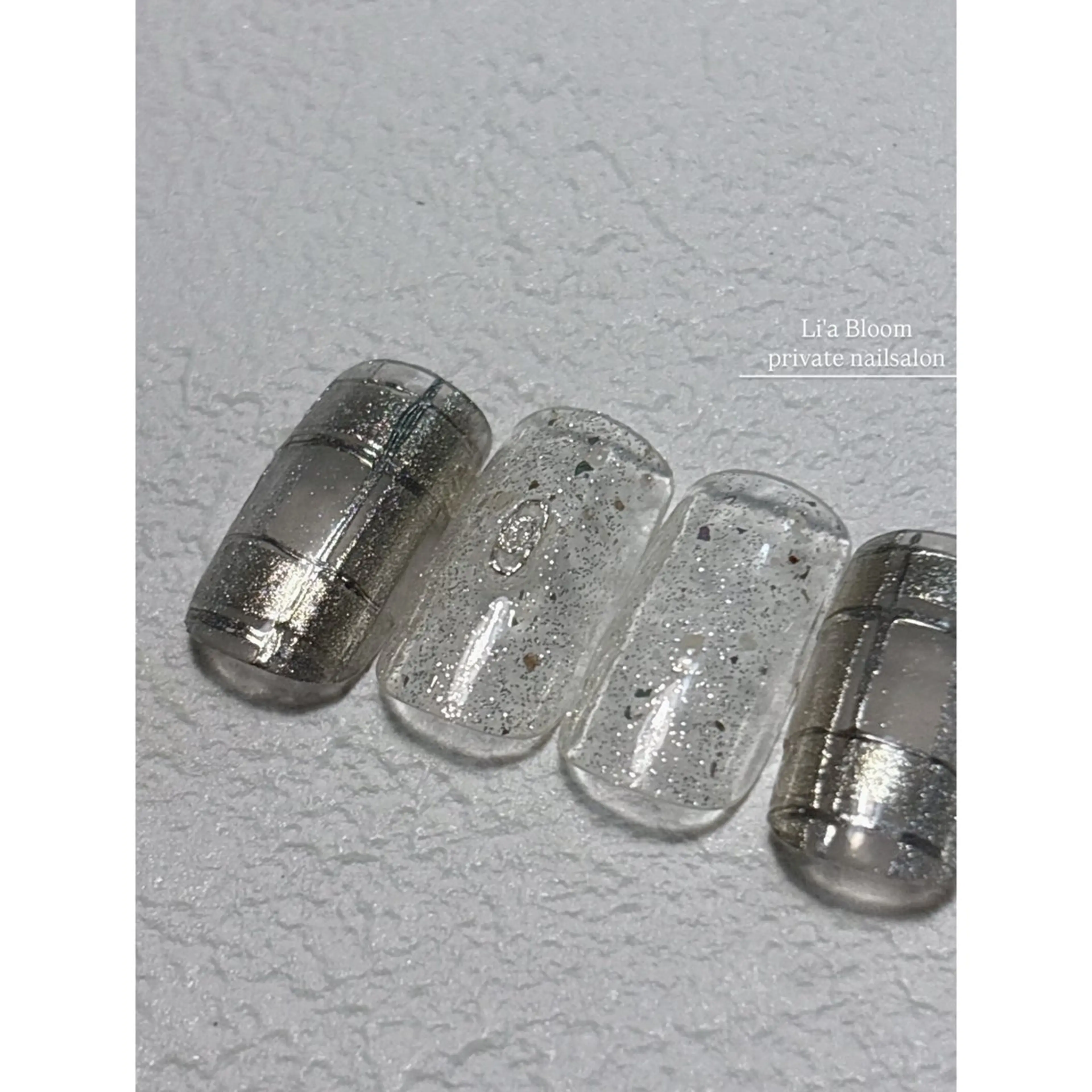 ネイル クリアネイル シルバー ハンドネイル Li'a Bloom所属・🦋🤍 madoka🤍のネイルデザイン