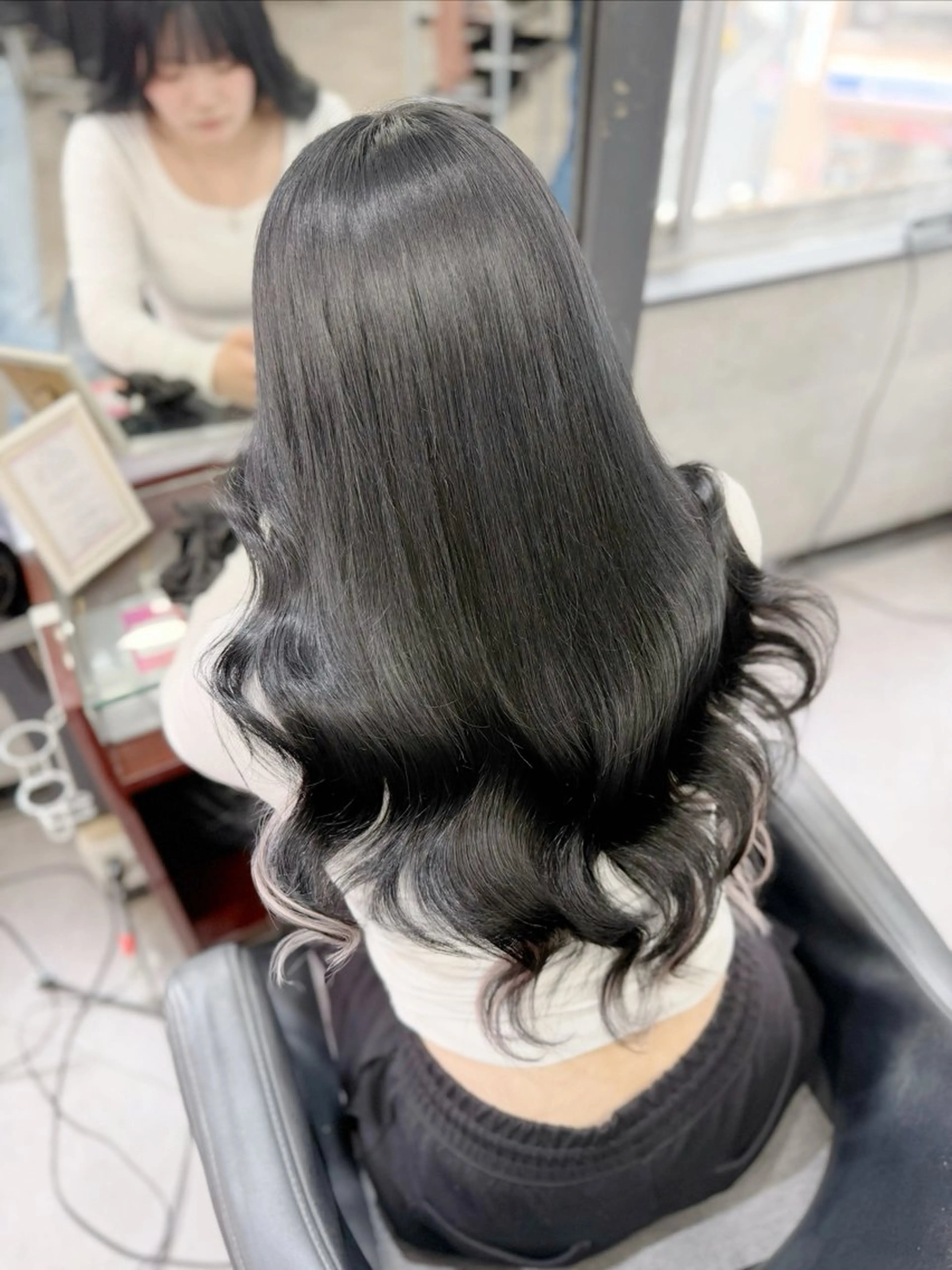 ロング 💎馴染むエクステ ×カラーTOMO💎のヘアスタイル