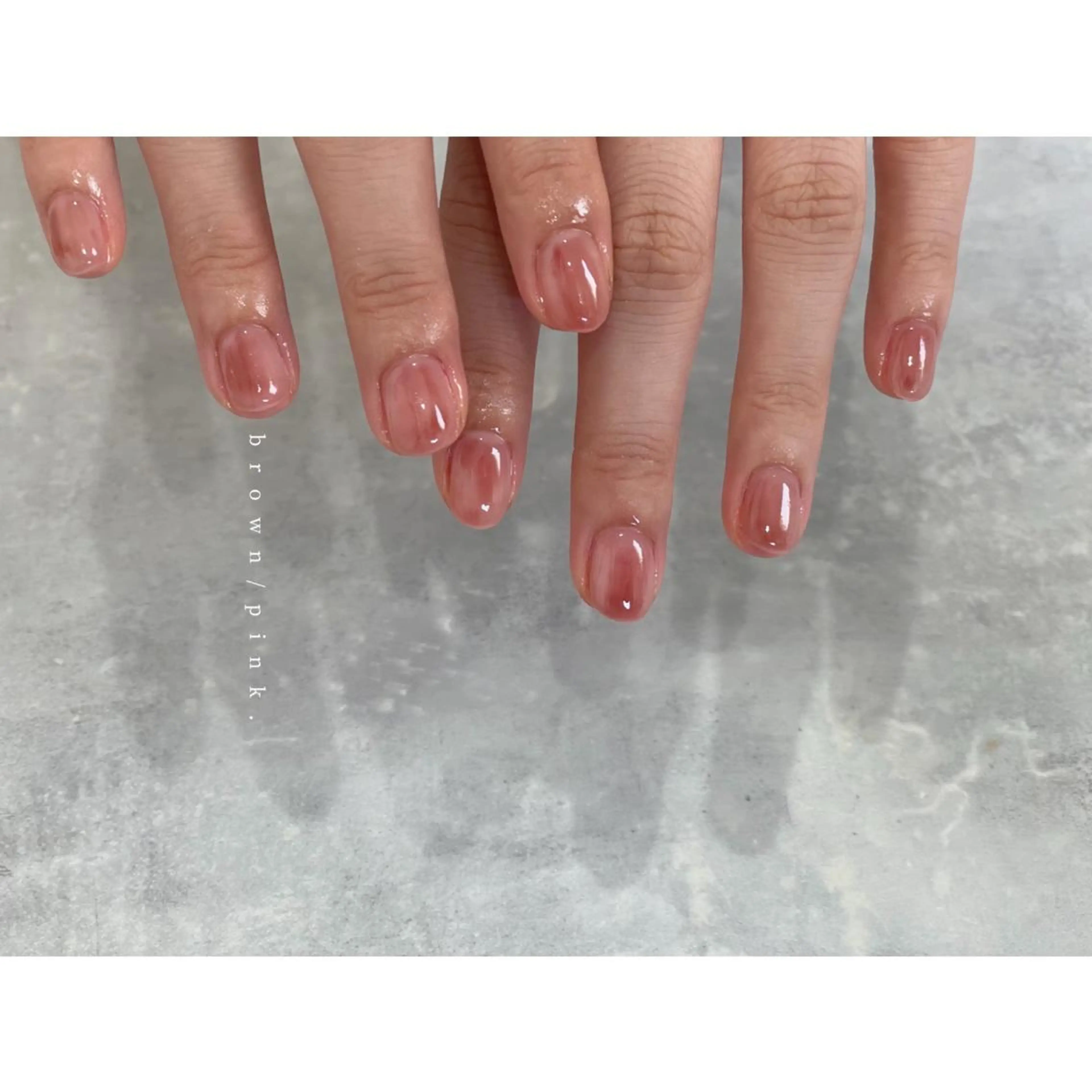 ネイル アートネイル ミラーネイル ニュアンスネイル オフィスネイル ワンカラーネイル ハンドネイル lacier nailのネイルデザイン