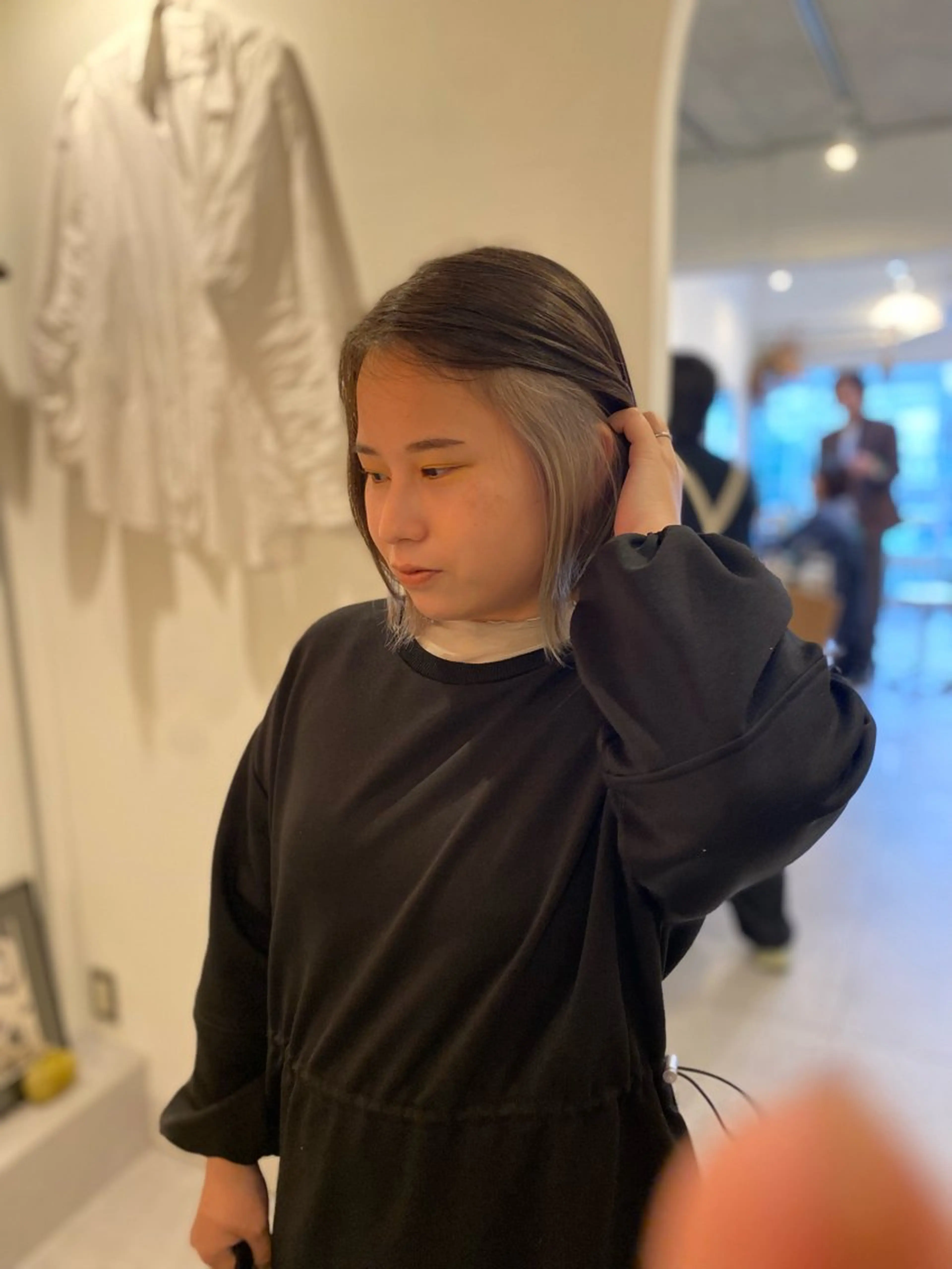 ショート カラー ond〖オンド〗所属・中目黒インナーカラー ボブ橋本青輝のヘアスタイル