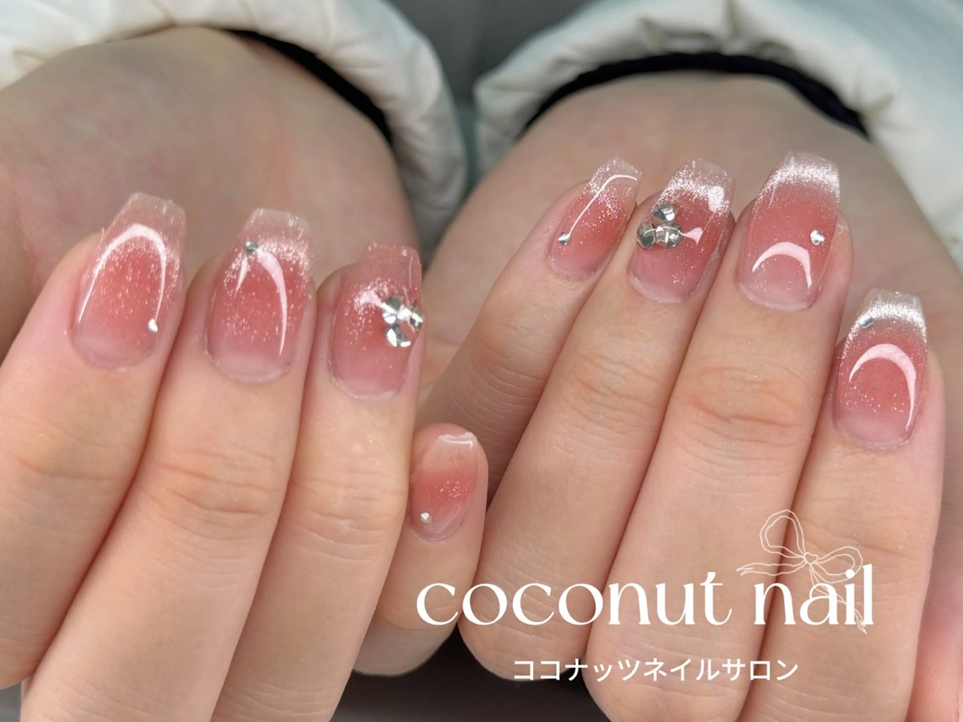 ネイル べっ甲ネイル フレンチネイル キラキラネイル マグネットネイル 大理石ネイル(マーブル) ハンドネイル 神田 ココナッツのネイルデザイン