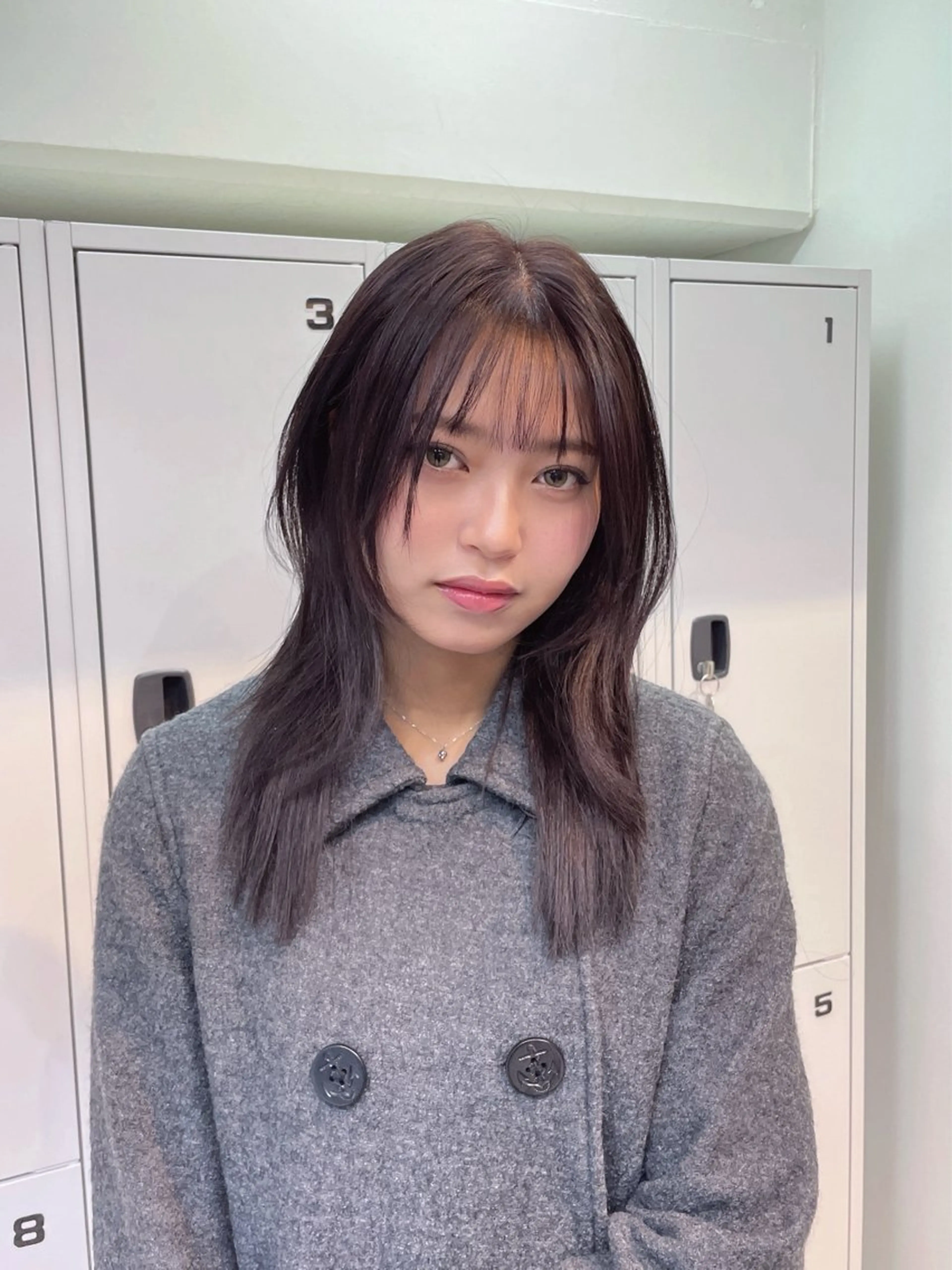 セミロング カラー yu-kaハッシュ カット/韓国レイヤーのヘアスタイル