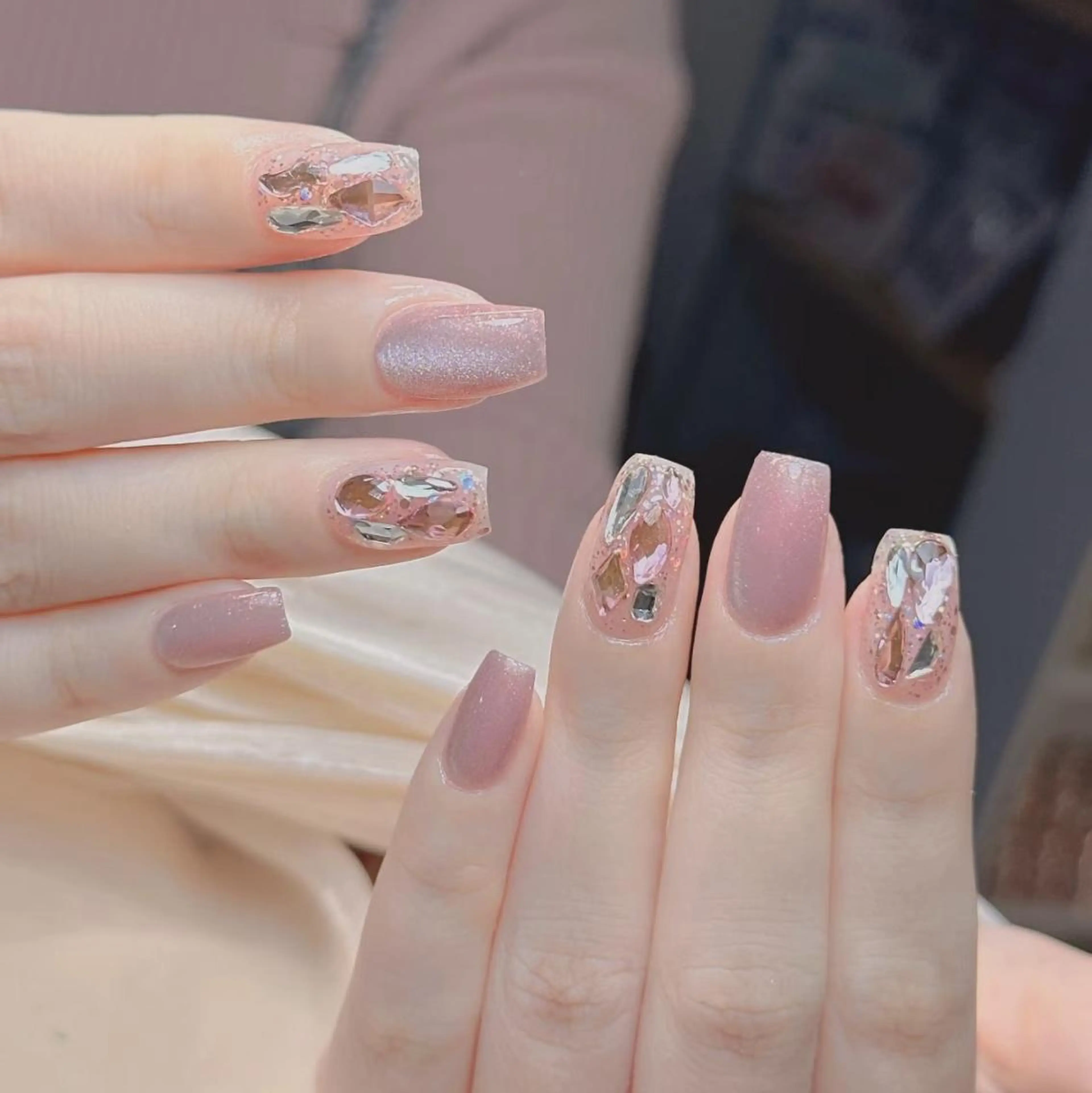 ネイル VIVIAN リサのネイルデザイン