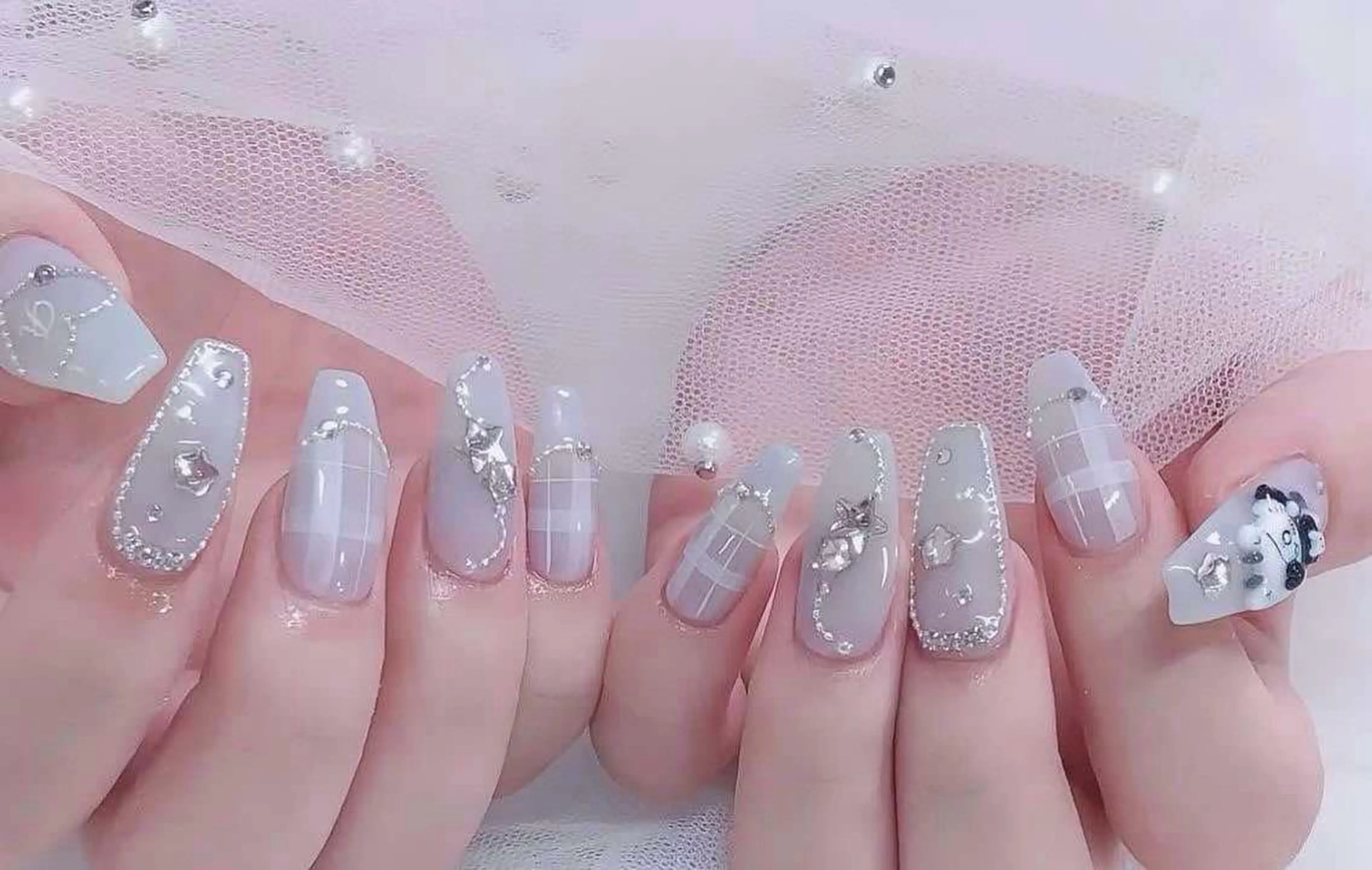 ネイル アートネイル 長さ出し ジェルネイル キラキラネイル マグネットネイル Lee Nails チップ長さだし専門店のネイルデザイン