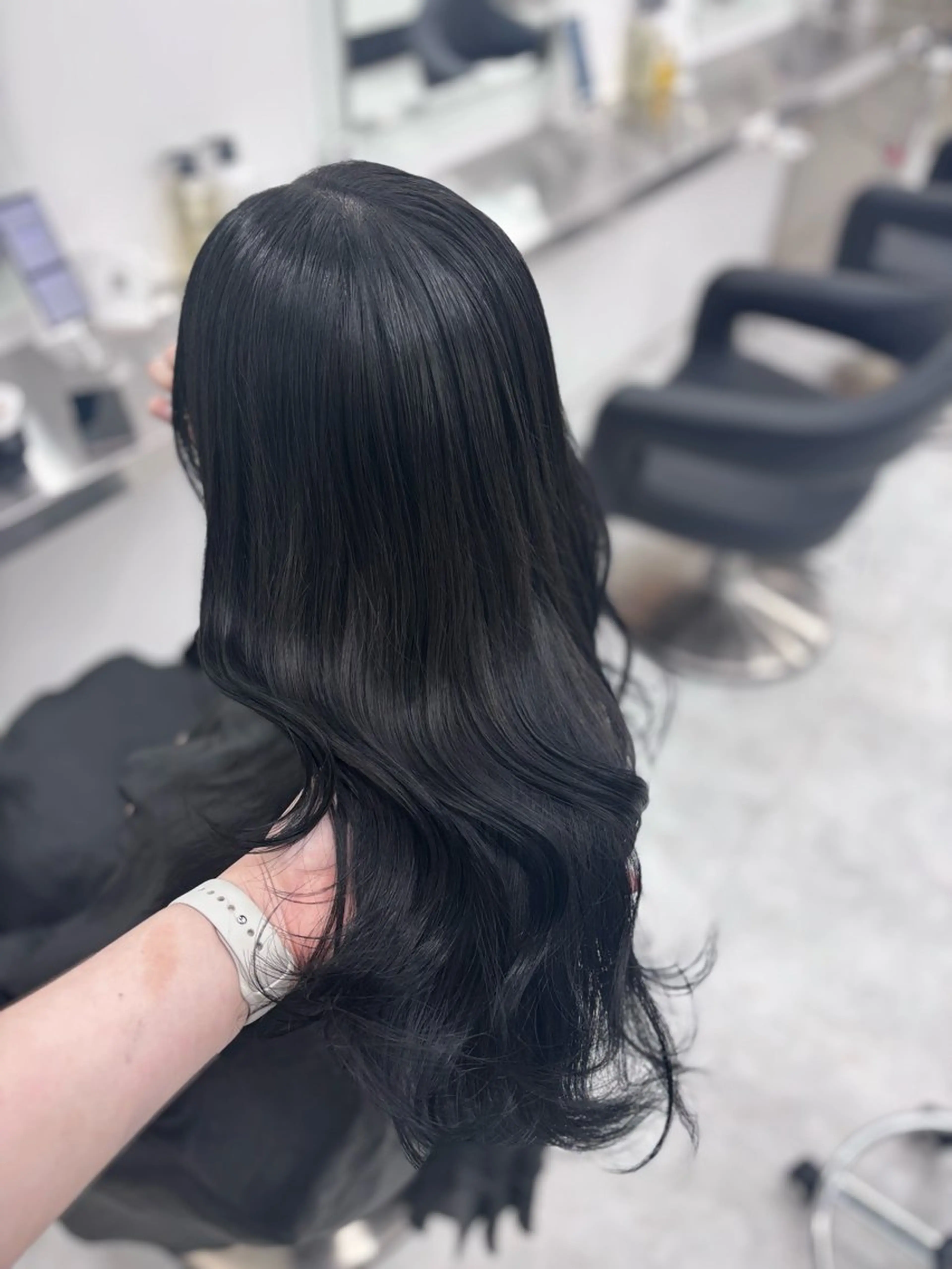 ロング カット ヘアカラー 韓国風暗髪ヘア🤍 🫧MIREIのヘアスタイル