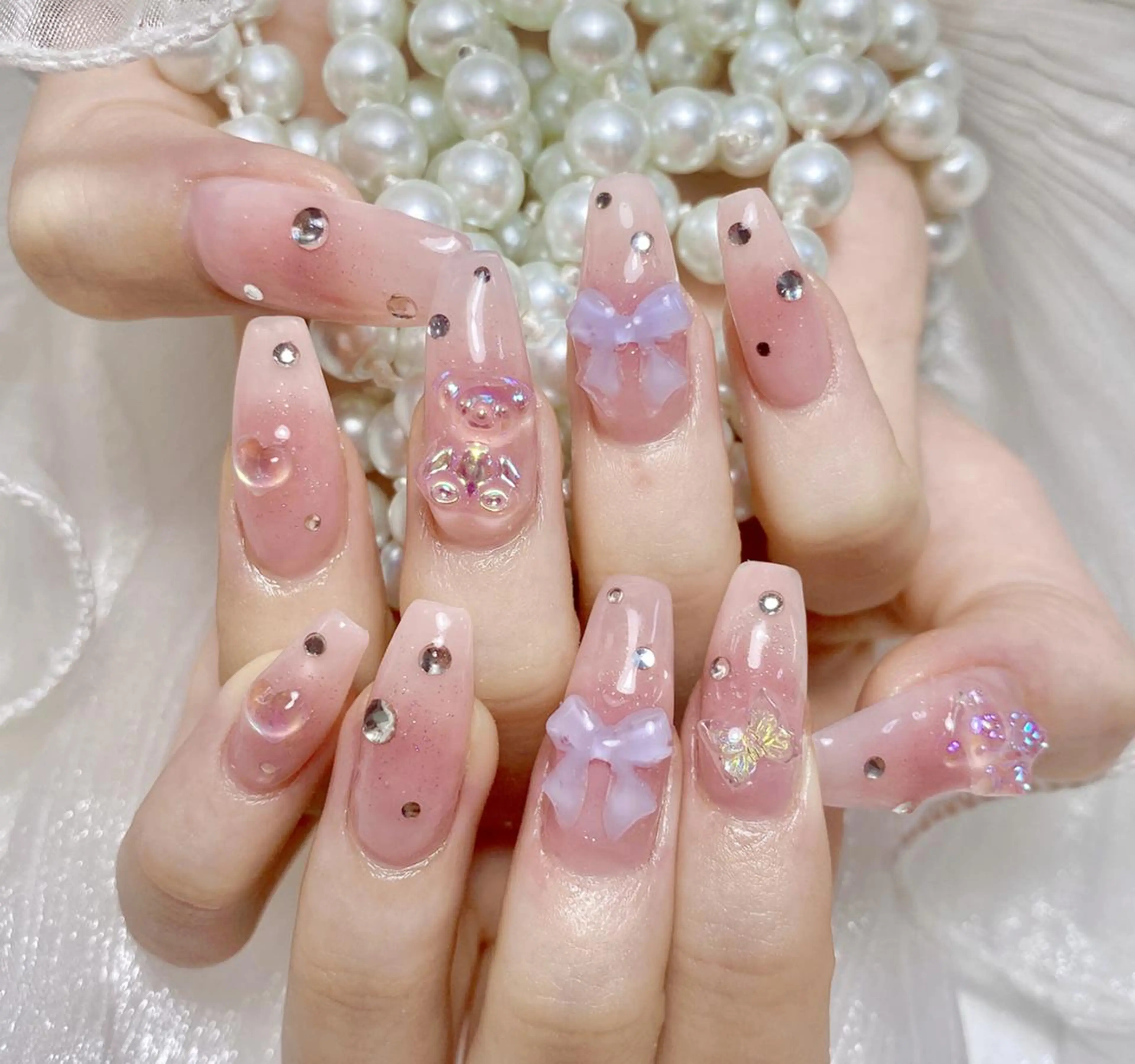 ネイル ハンドネイル ハンドケア Momo 🤍のネイルデザイン