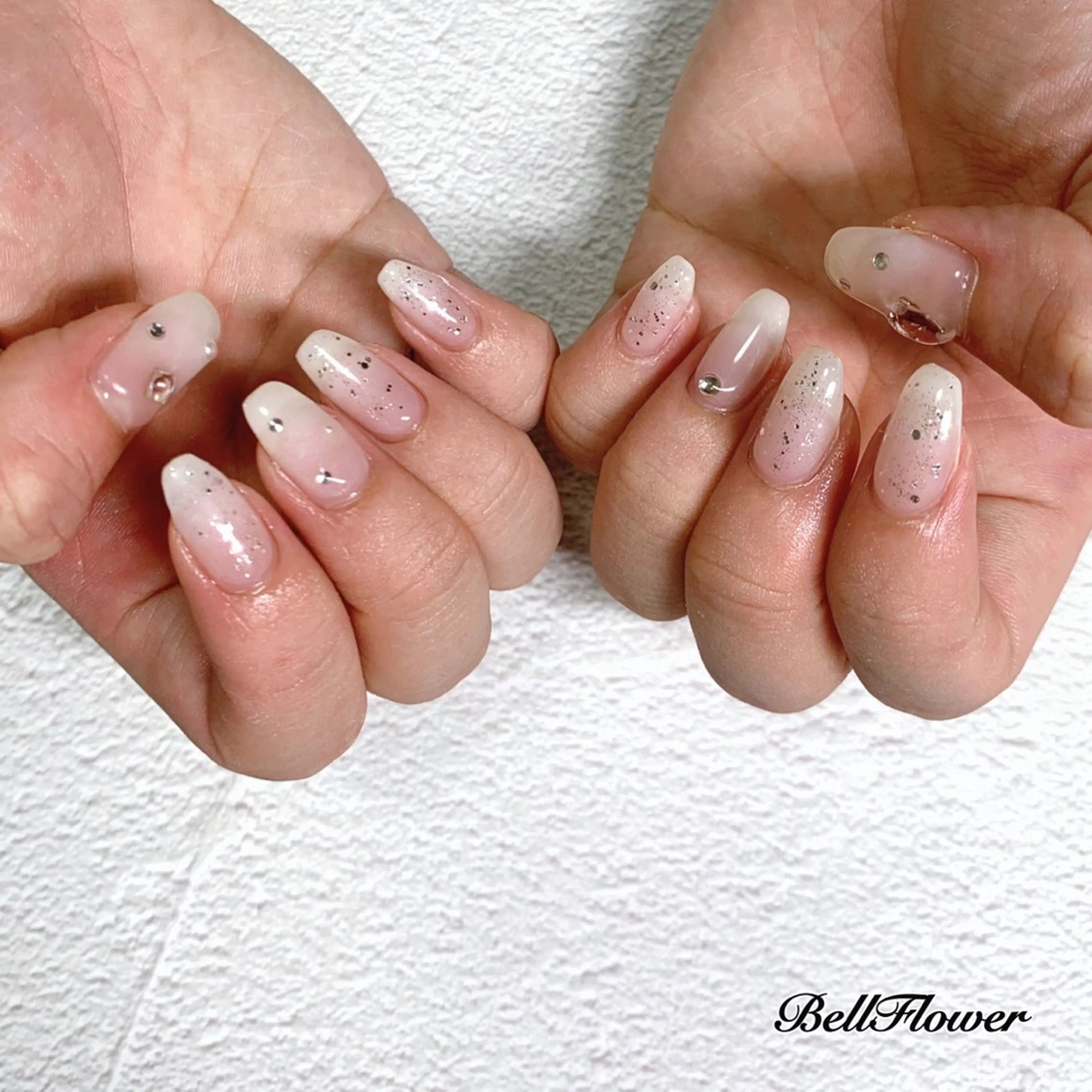 ネイル 持ち込み Bell Flowerのネイルデザイン