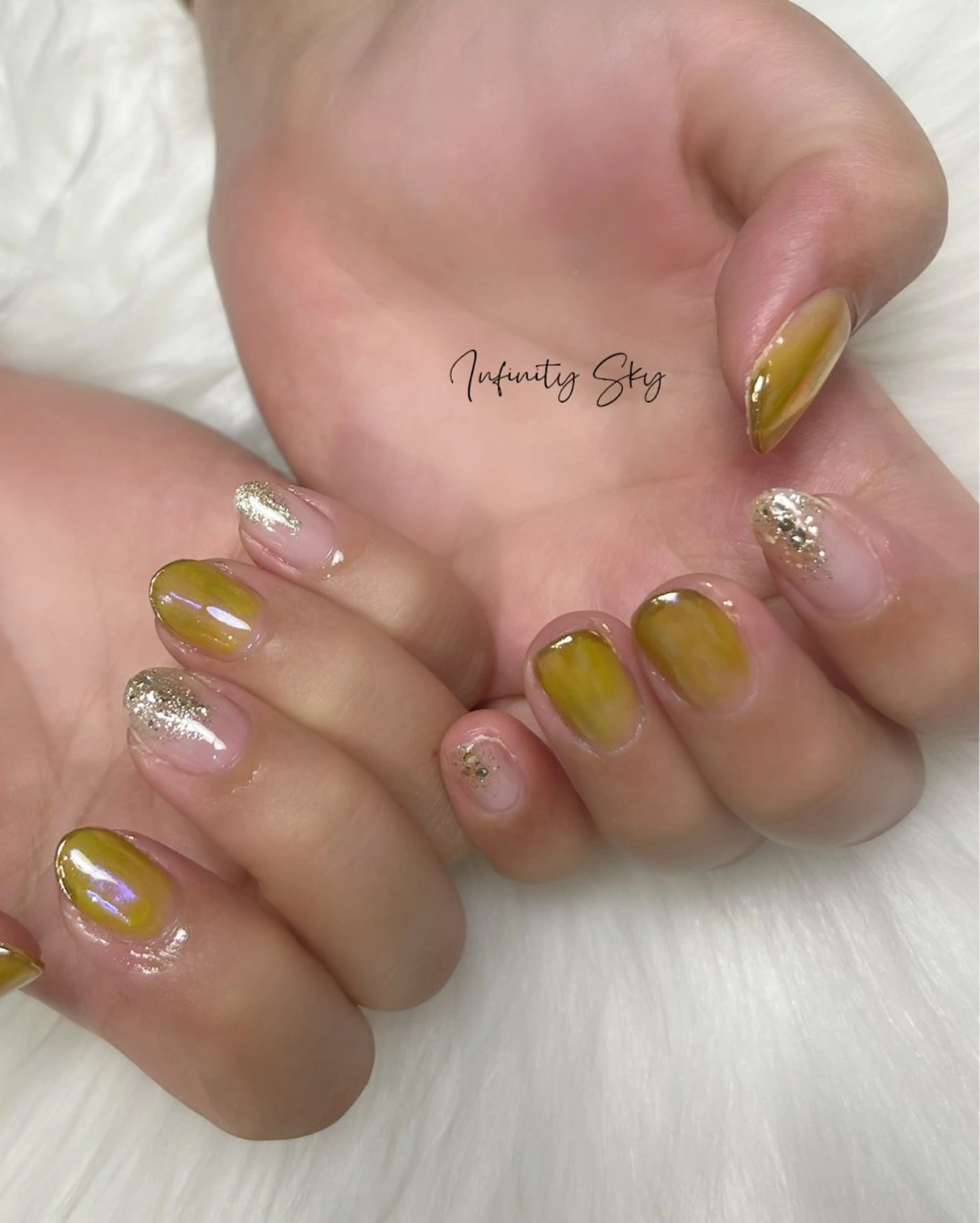 ネイル ニュアンスネイル 夏ネイル 黄色 infinity skyのネイルデザイン