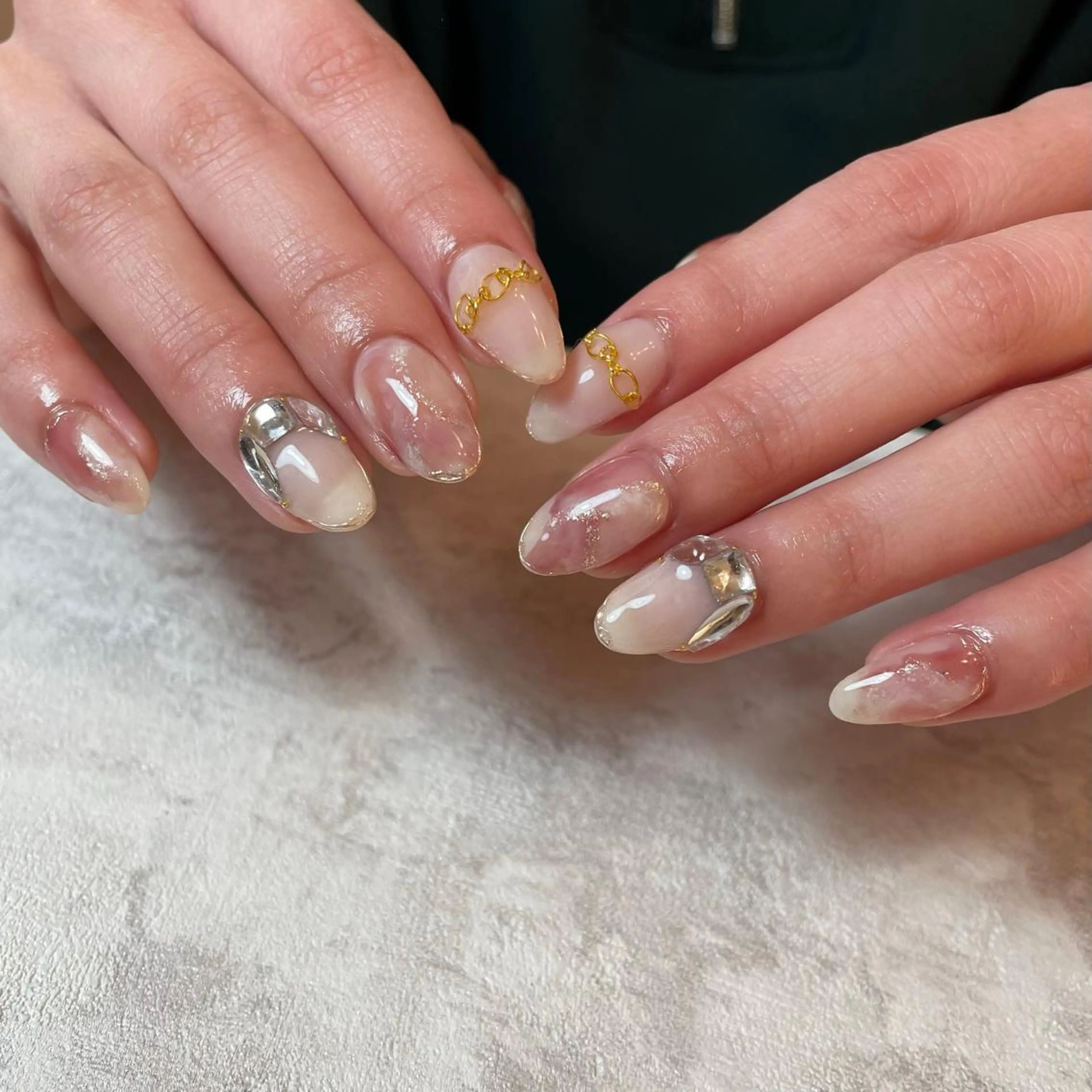 ネイル Ami 🦥のネイルデザイン