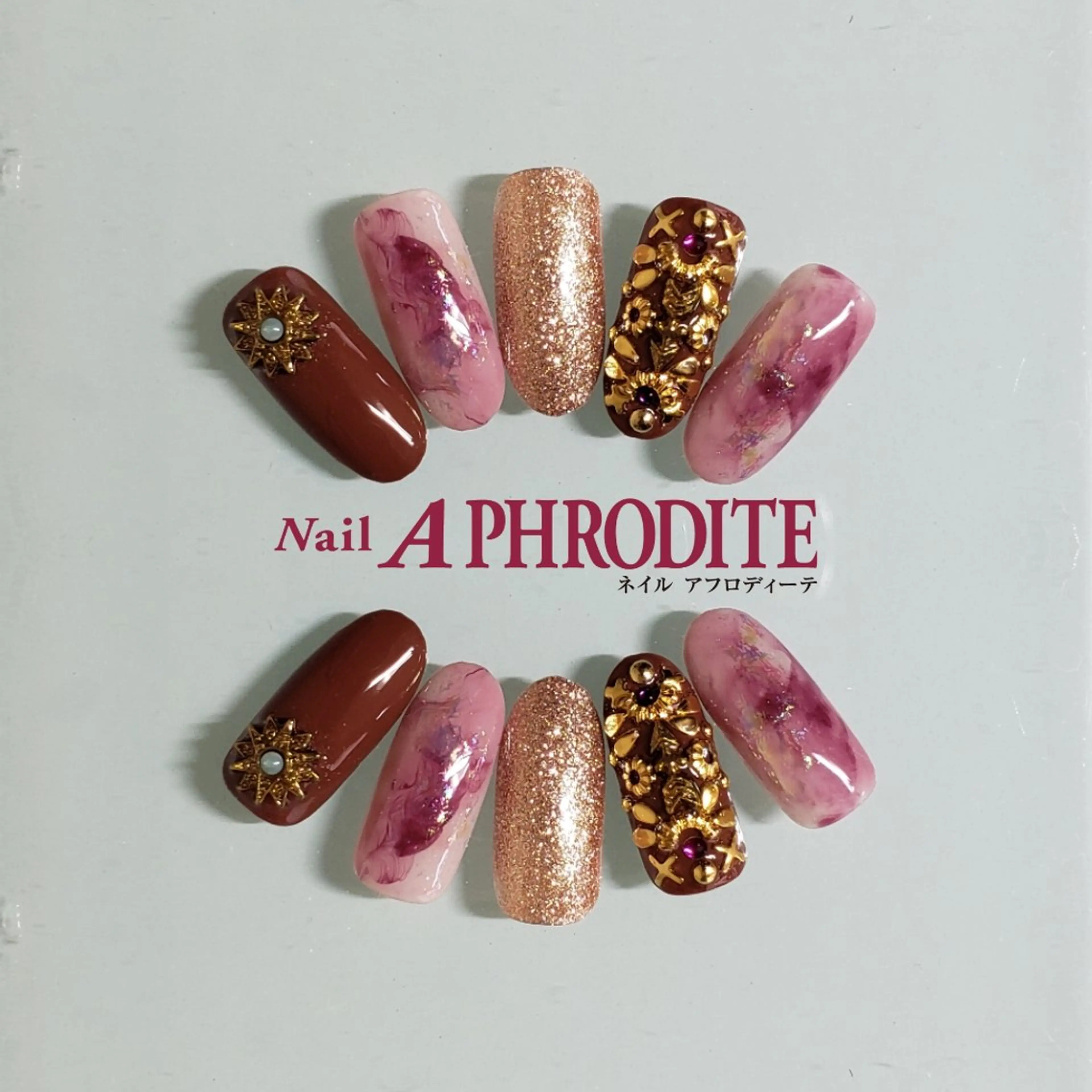 ネイル ジェルネイル ニュアンスネイル スカルプネイル ソフトジェル ネイルチップ ハンドネイル Nail  Aphroditeのネイルデザイン