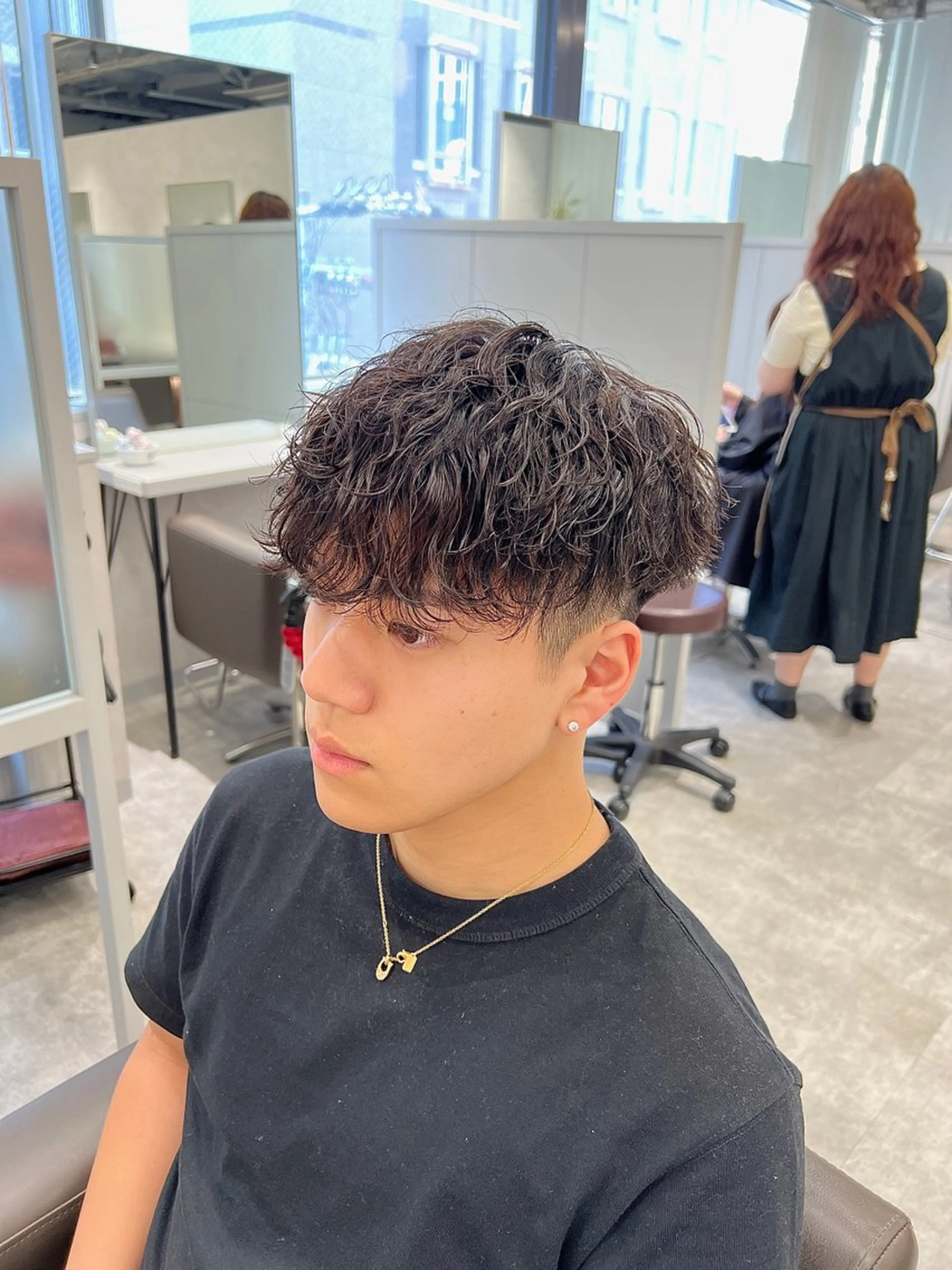 ショート パーマ メンズ カット パーマ トリートメント kiitos所属・関西センターパート メンズモデル募集のヘアスタイル