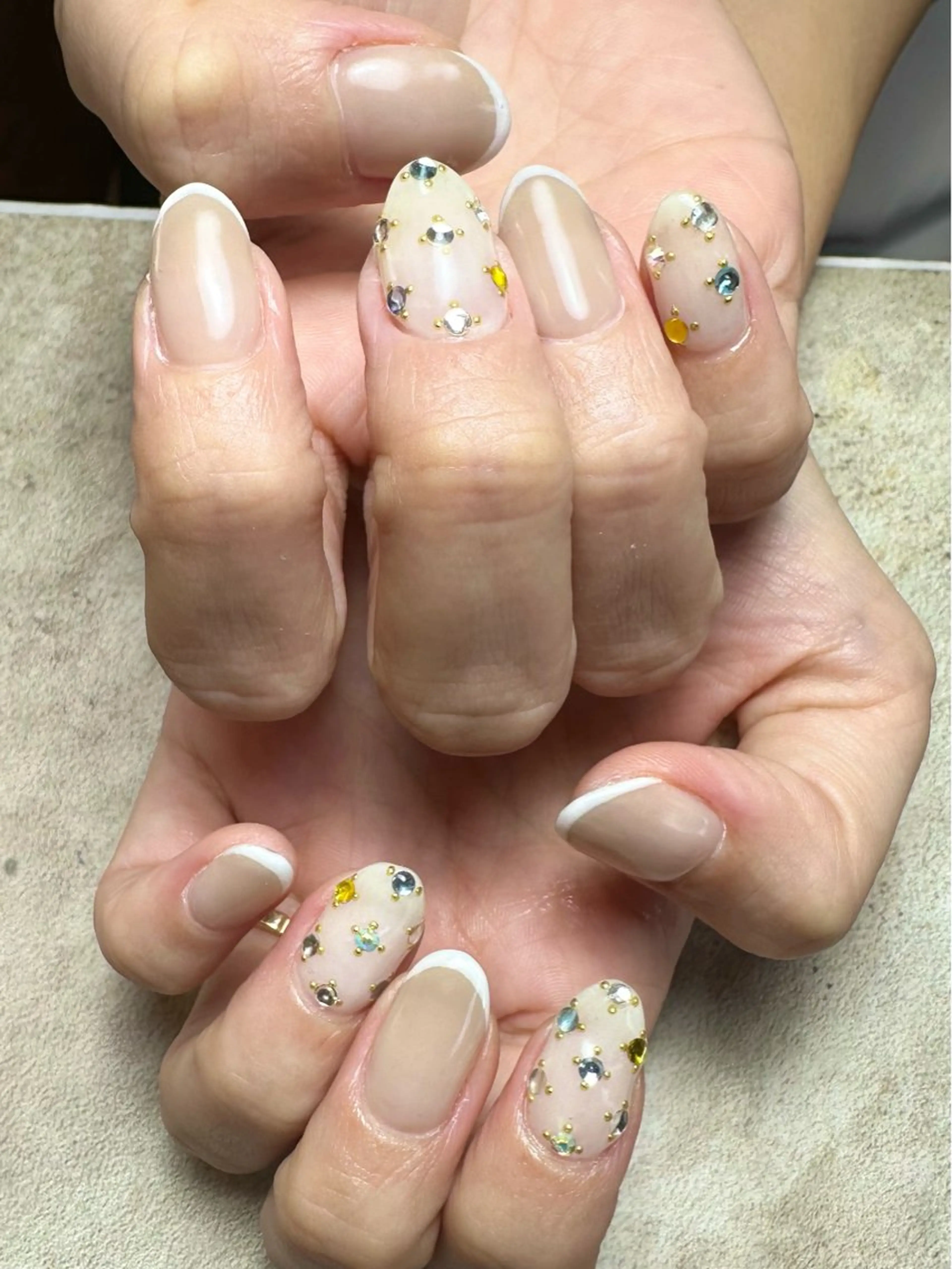 ネイル ストーンネイル nailroom Anmie.のネイルデザイン