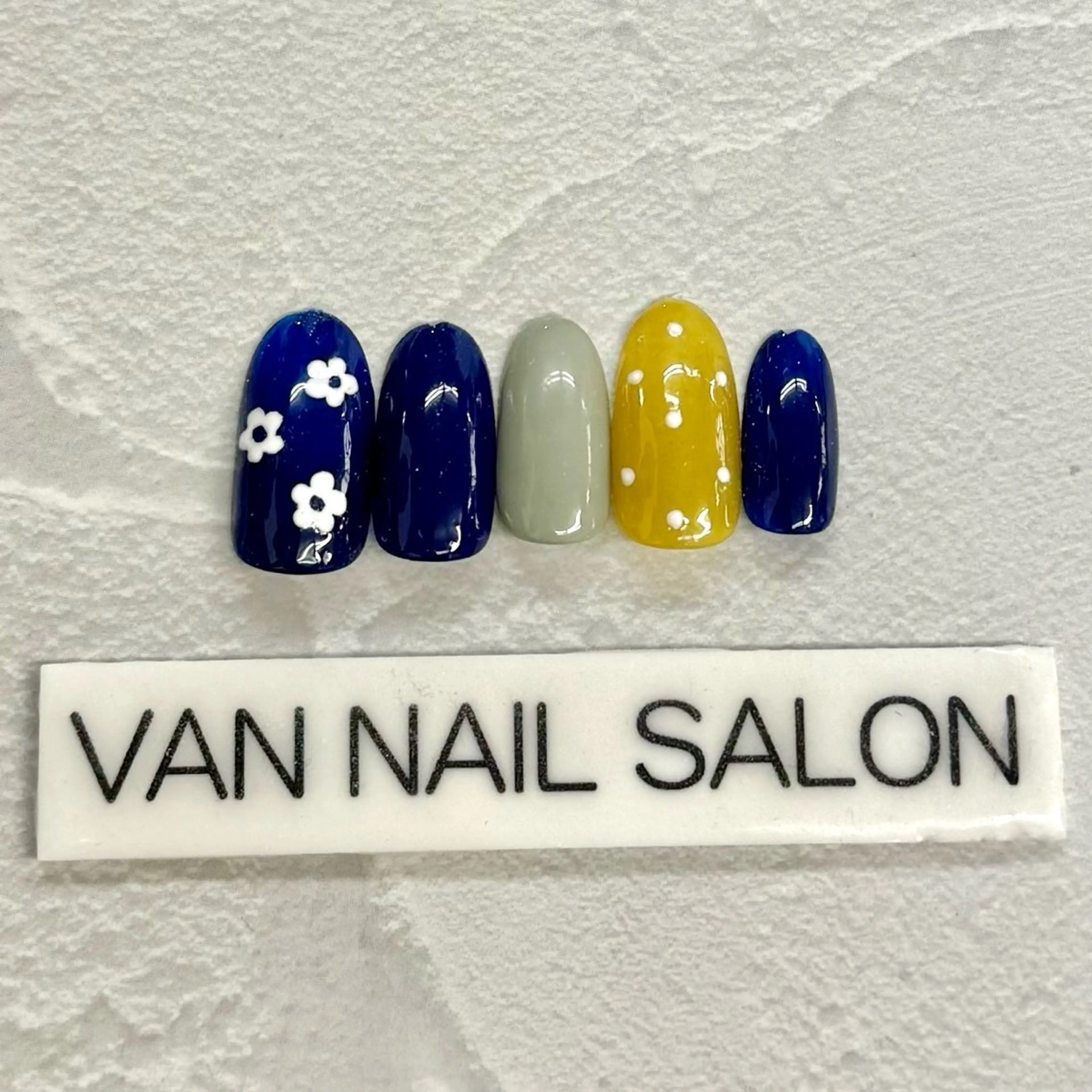 ネイル ハンドネイル Van Nail Salonのネイルデザイン