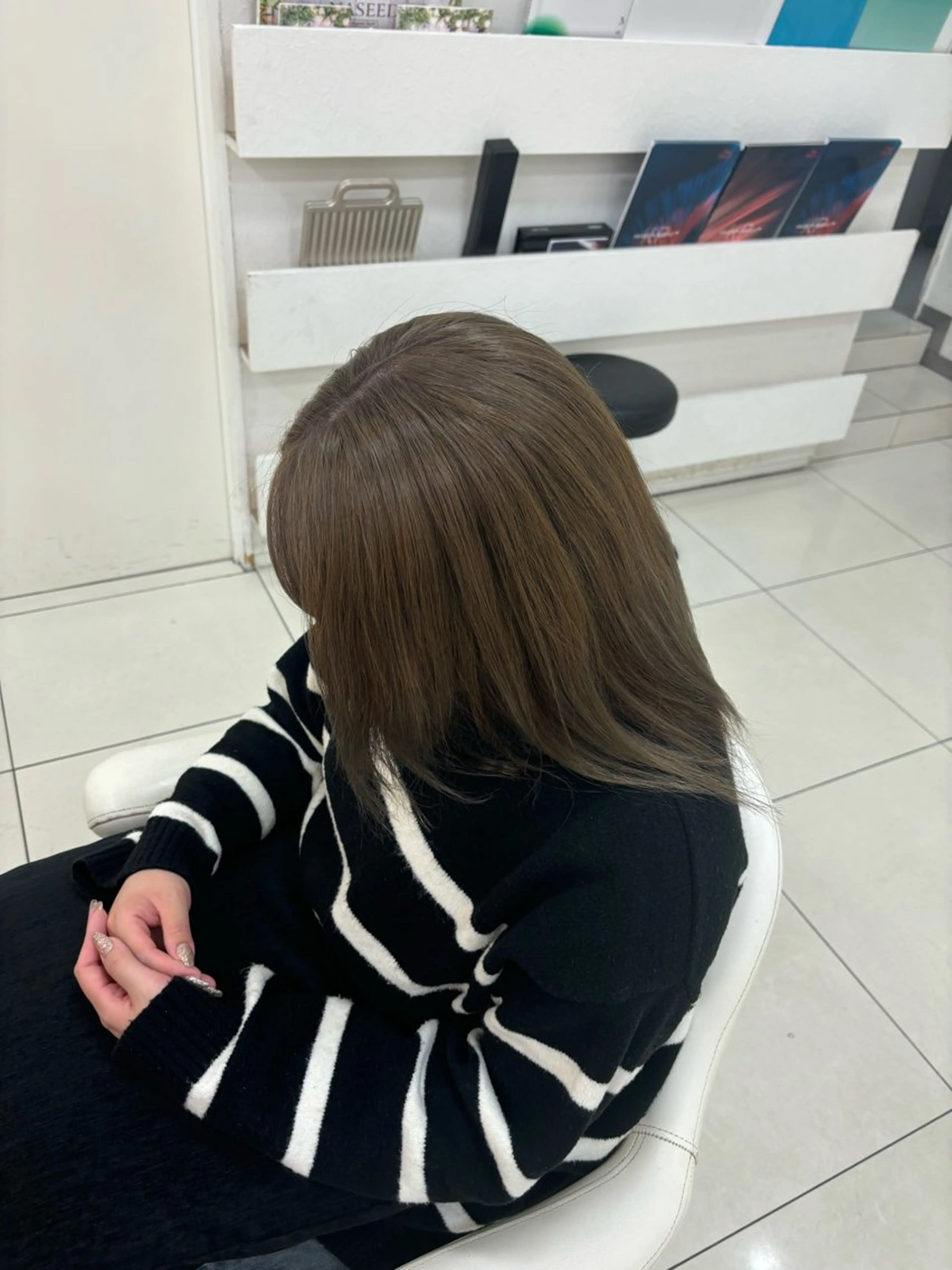 ミディアム カラー 🌨️Ash小岩 ハセベ🌨️のヘアスタイル