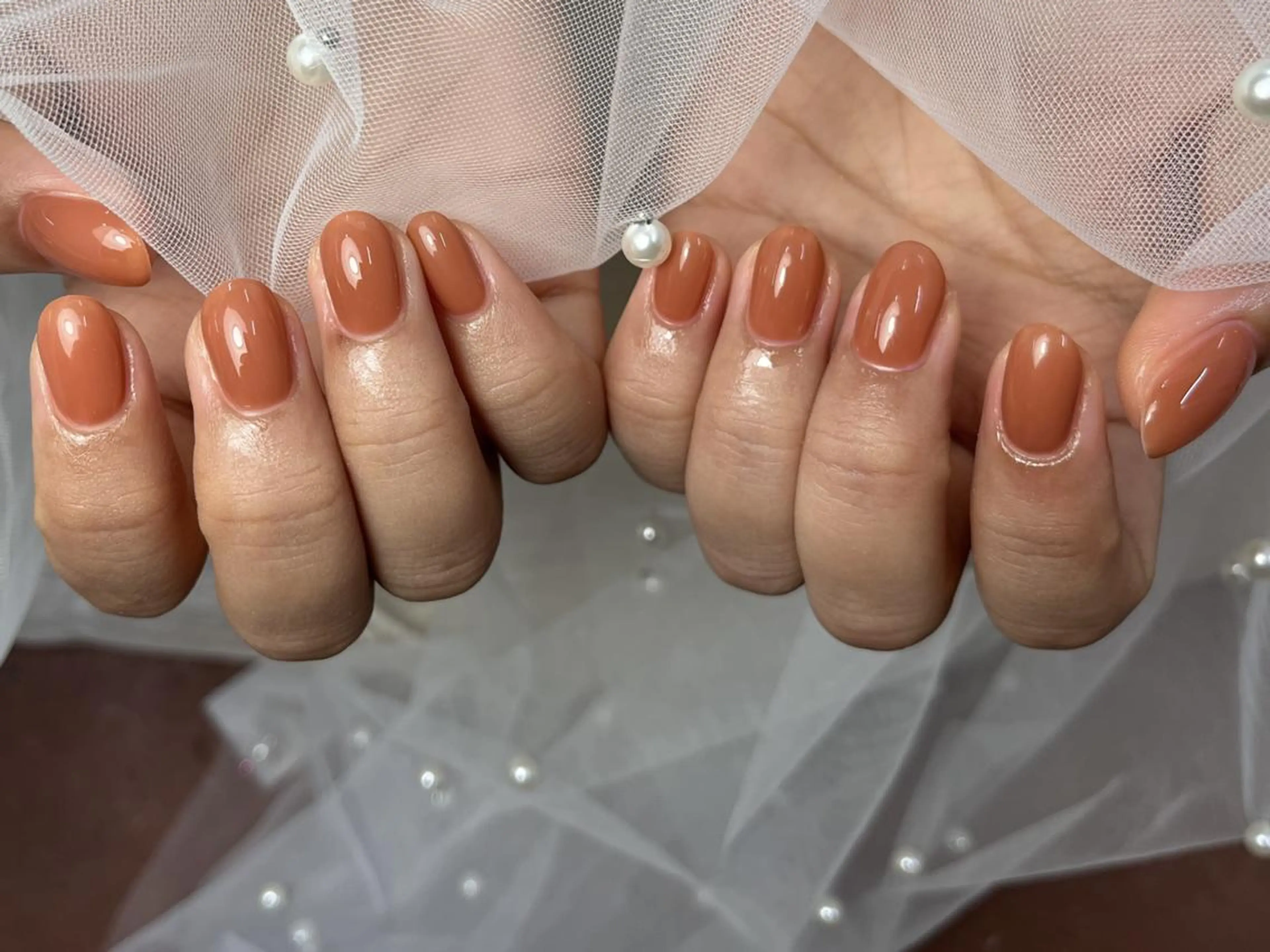 ネイル ワンカラーネイル オレンジ シンプルネイル ハンドネイル ハンドケア ToliyDeliy ネイルサロンのネイルデザイン