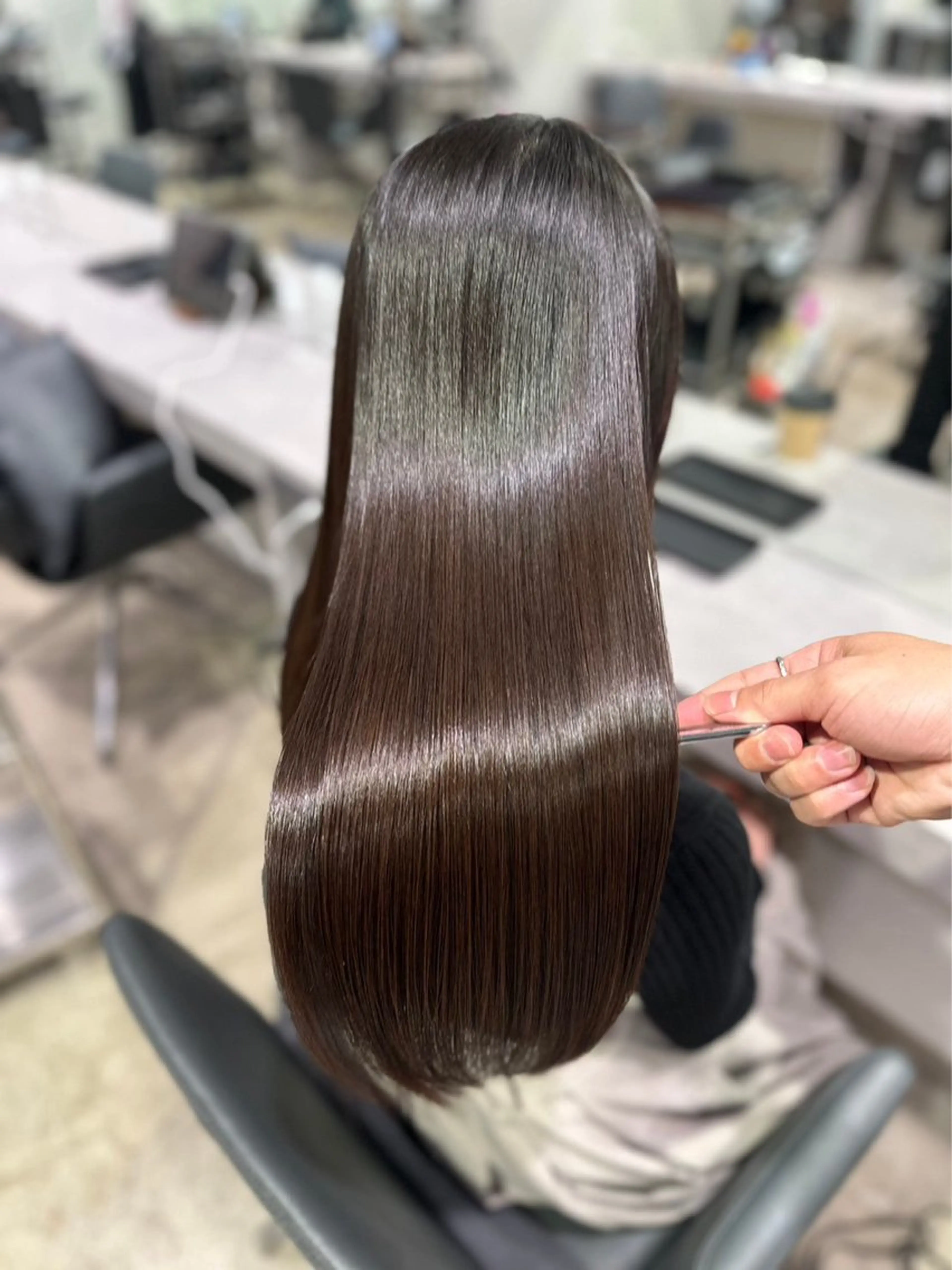 ロング 【ヤバ髪から美髪へ】 縮毛矯正特化アチワのヘアスタイル