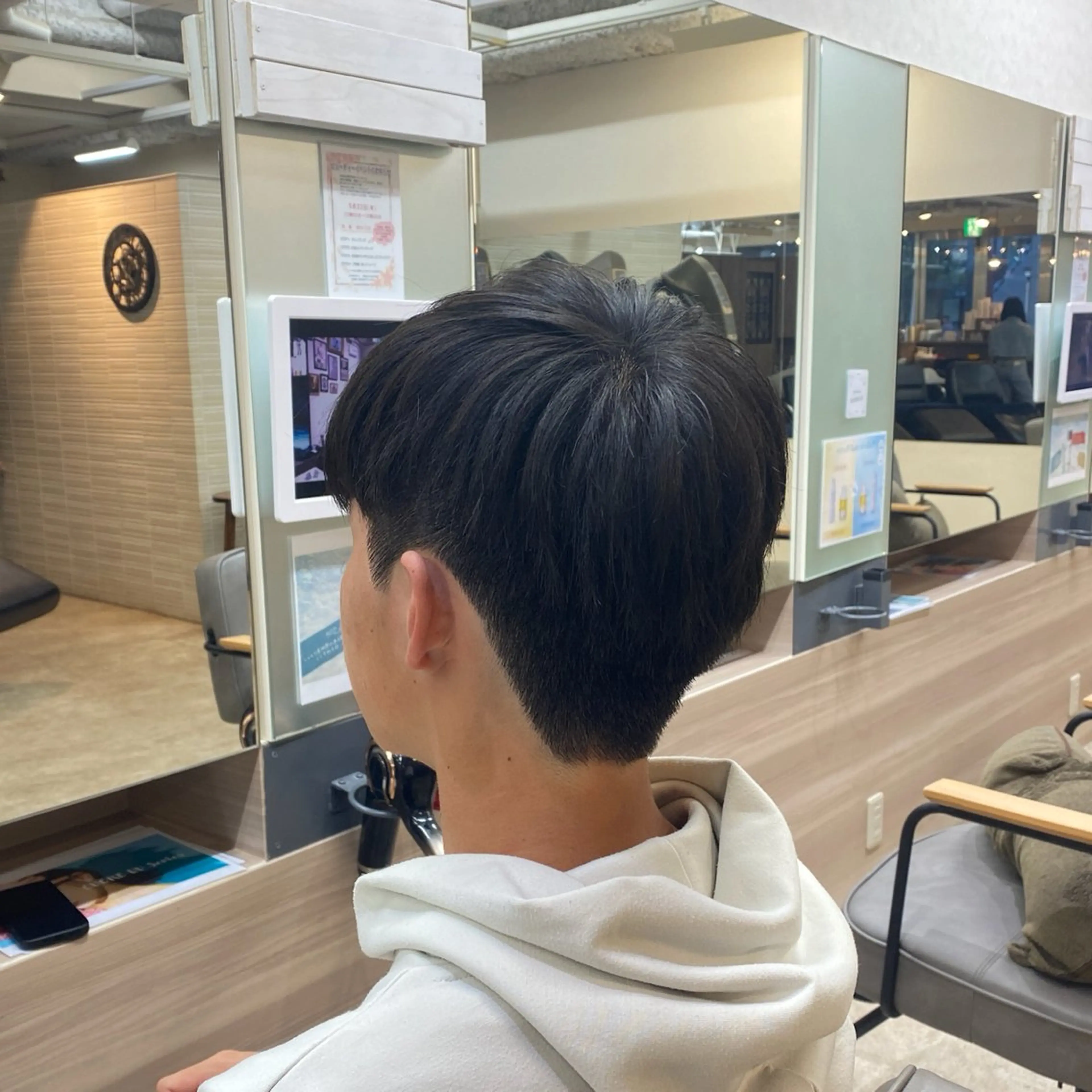 メンズ rina/ レディースカットのヘアスタイル