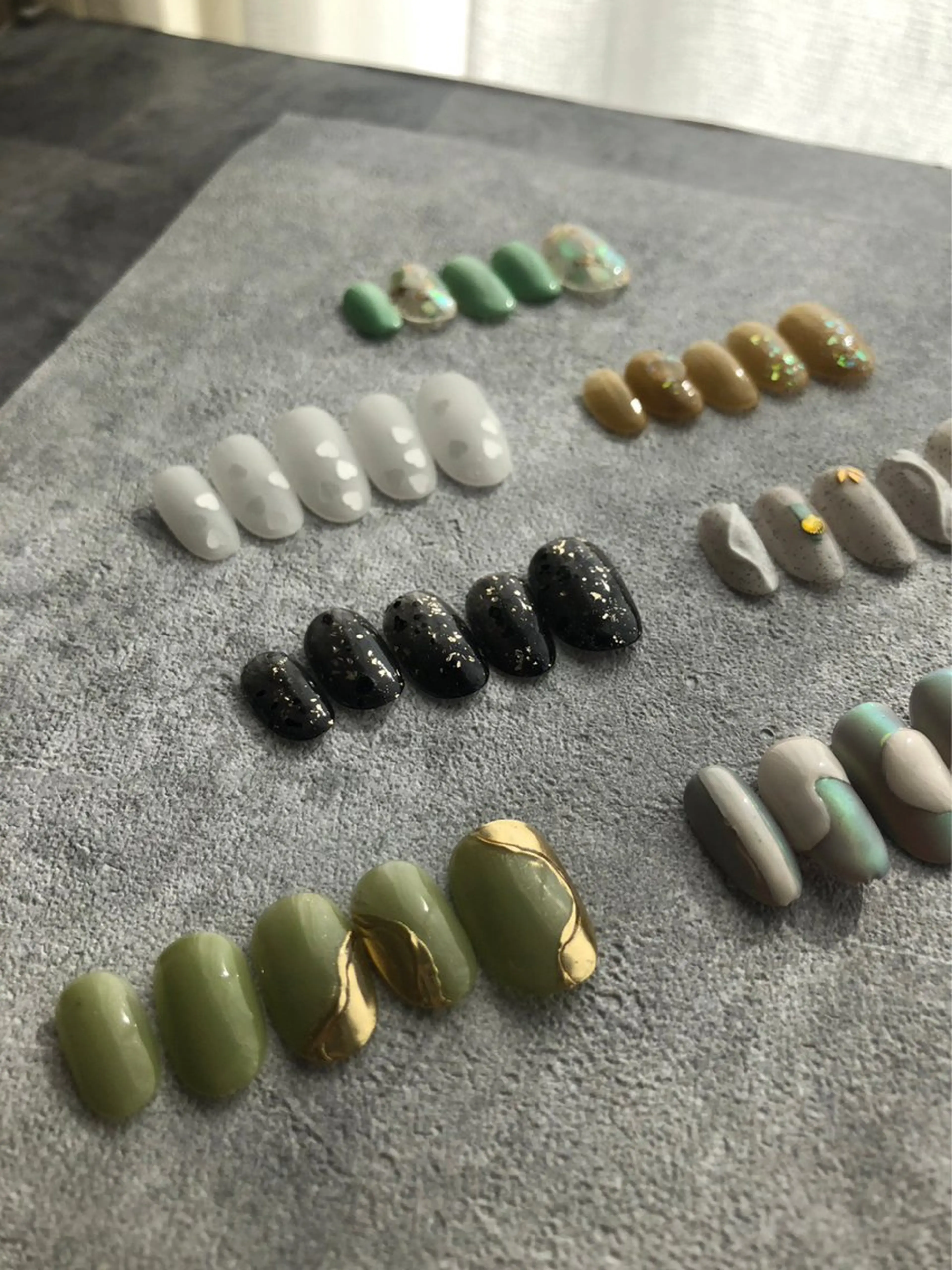 ネイル un +のネイルデザイン