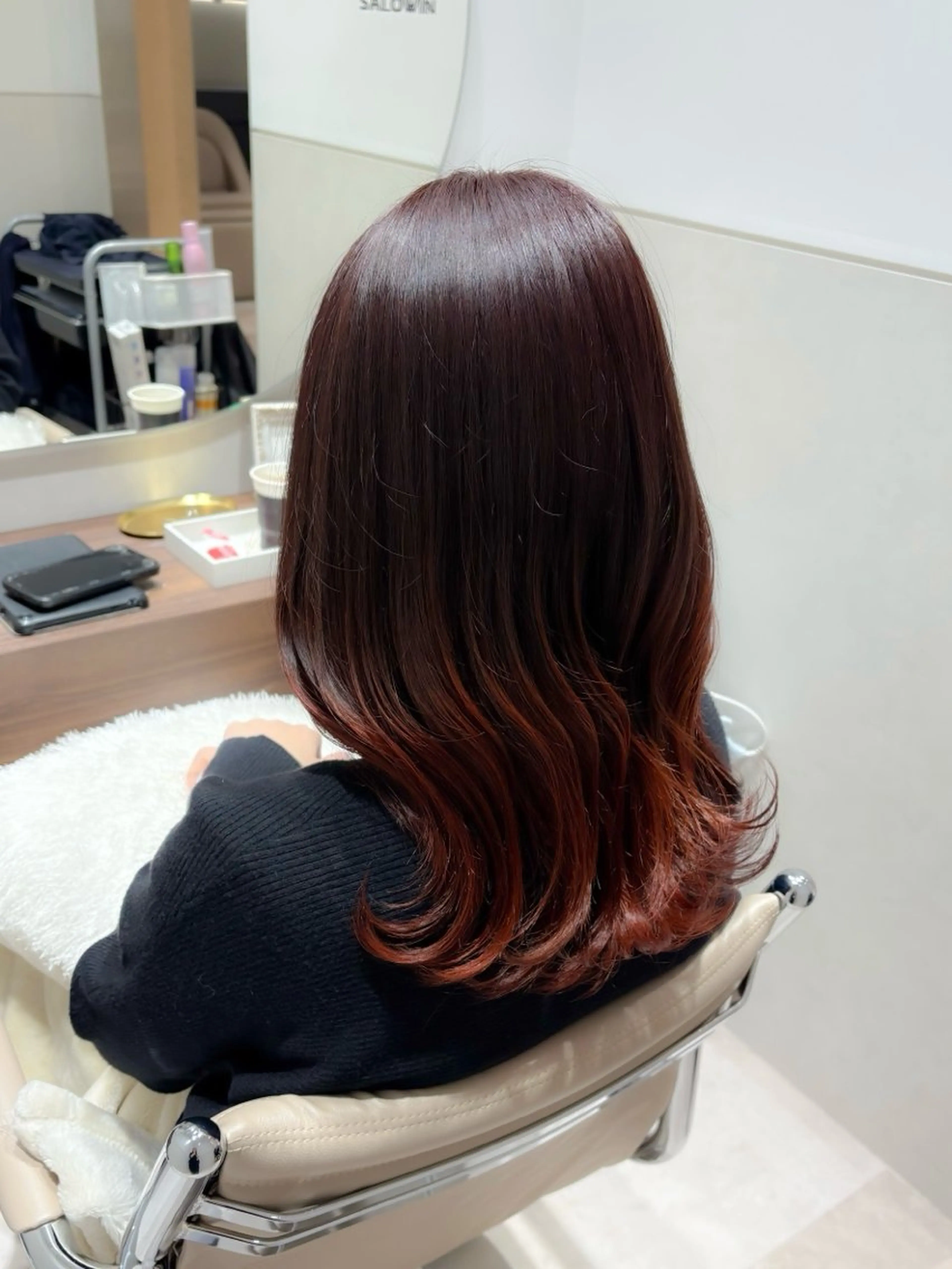 セミロング カラー SALOWIN京都河原町suite店所属・うる艶カラー／ 髪質改善／arisaのヘアスタイル