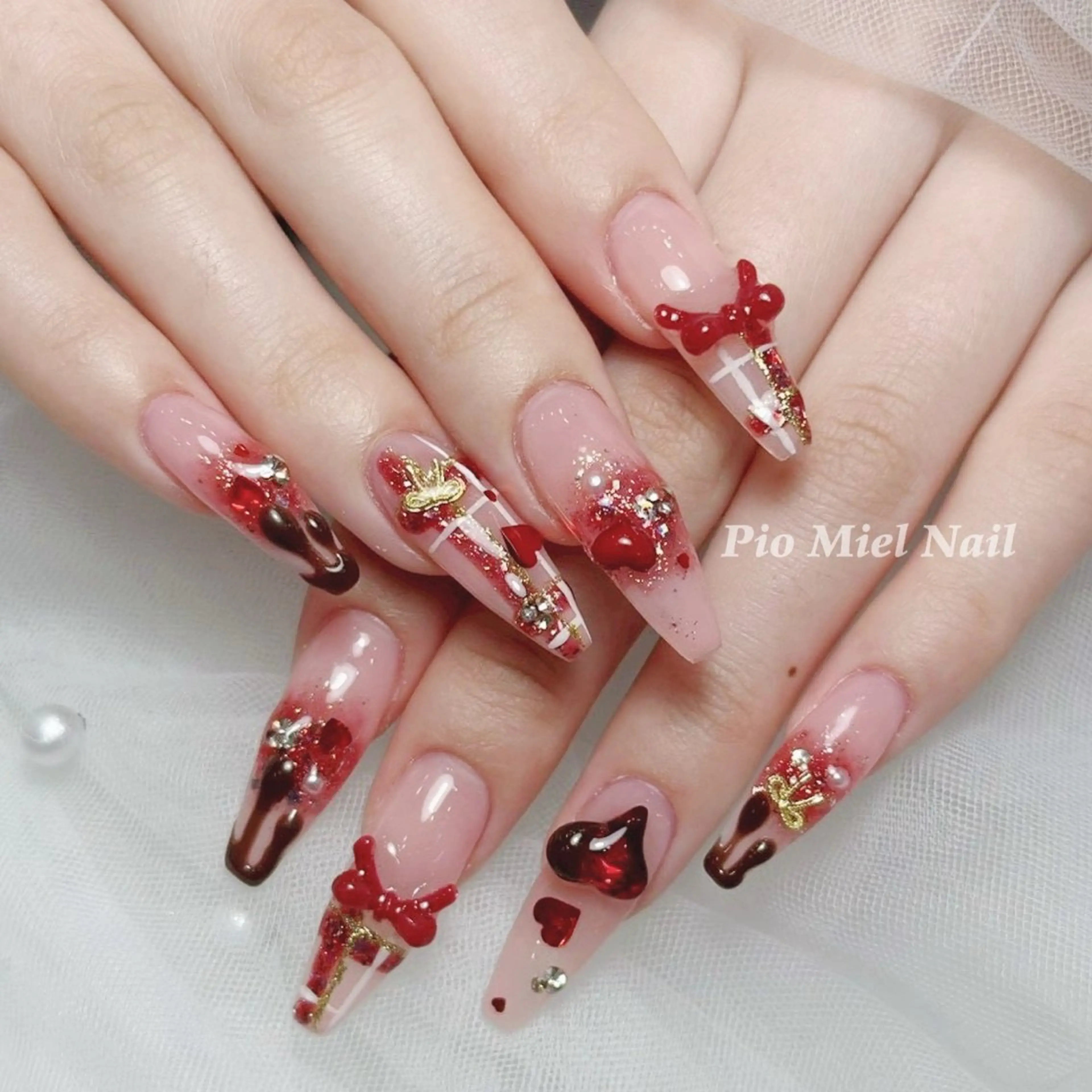 ネイル ハンドネイル HANA 長さだしのネイルデザイン