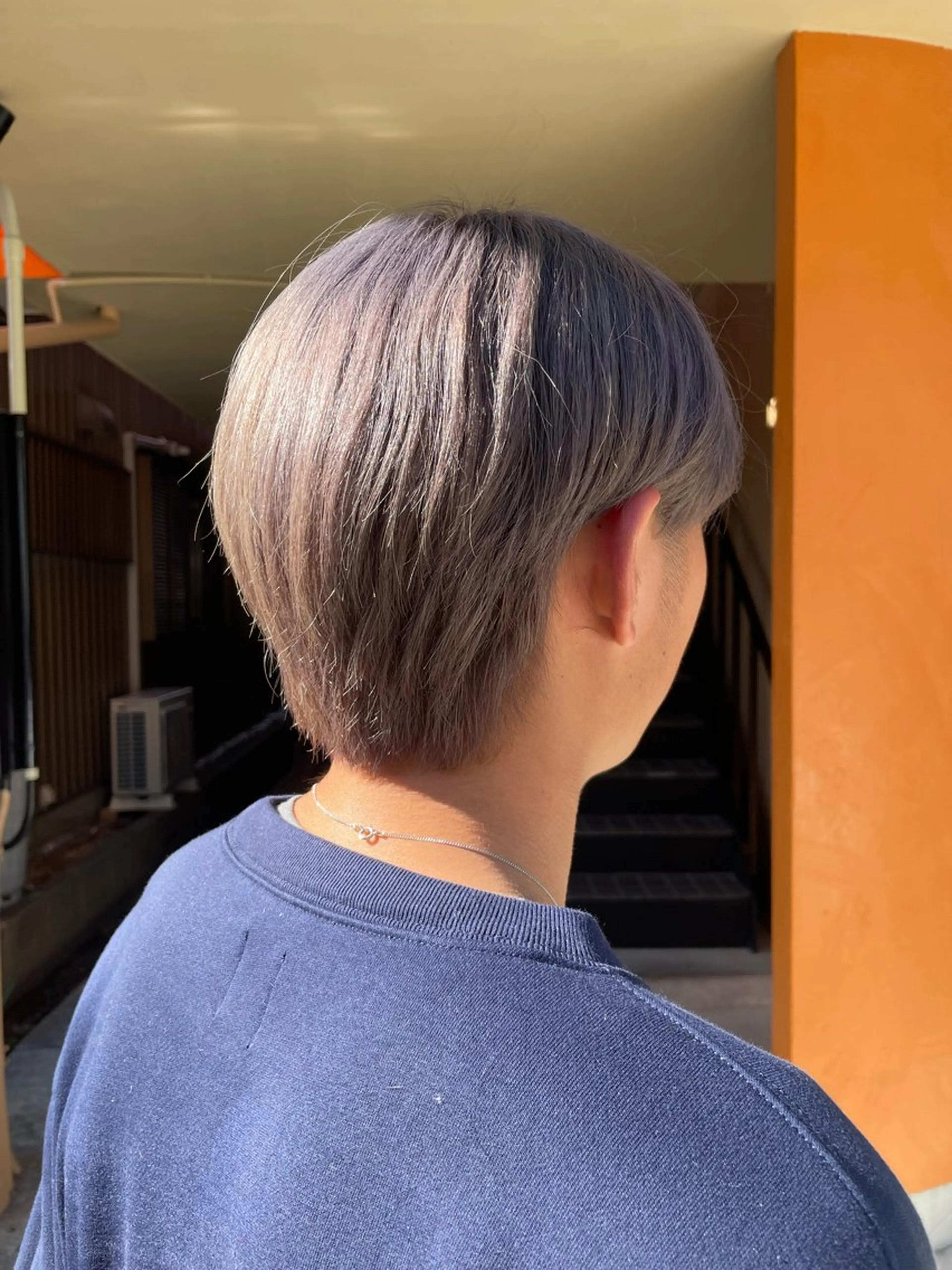 ショート カラー メンズ アッシュ ヘアカラー 徳留 もも花のヘアスタイル