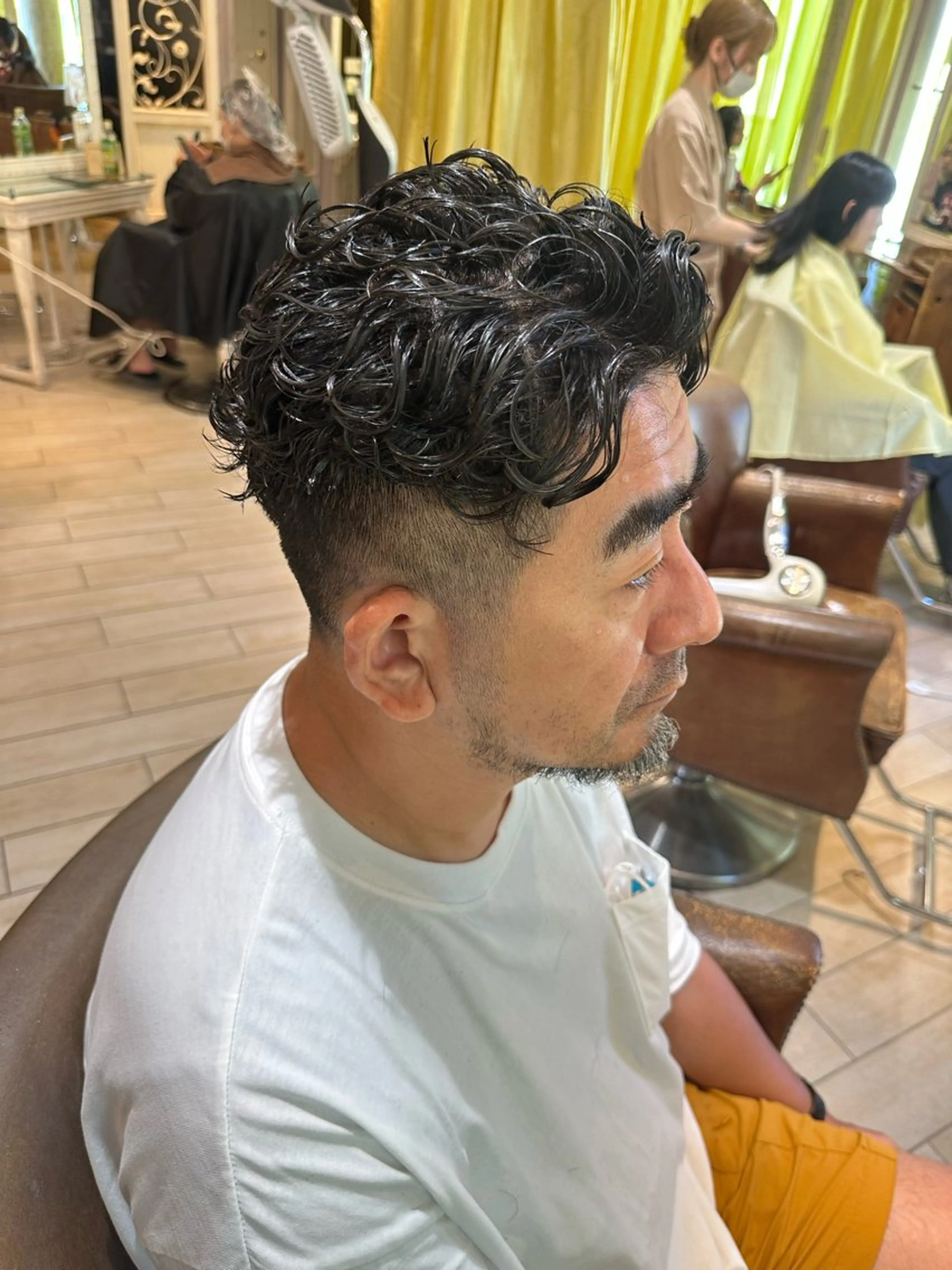 パーマ メンズ 増渕 駿介のヘアスタイル