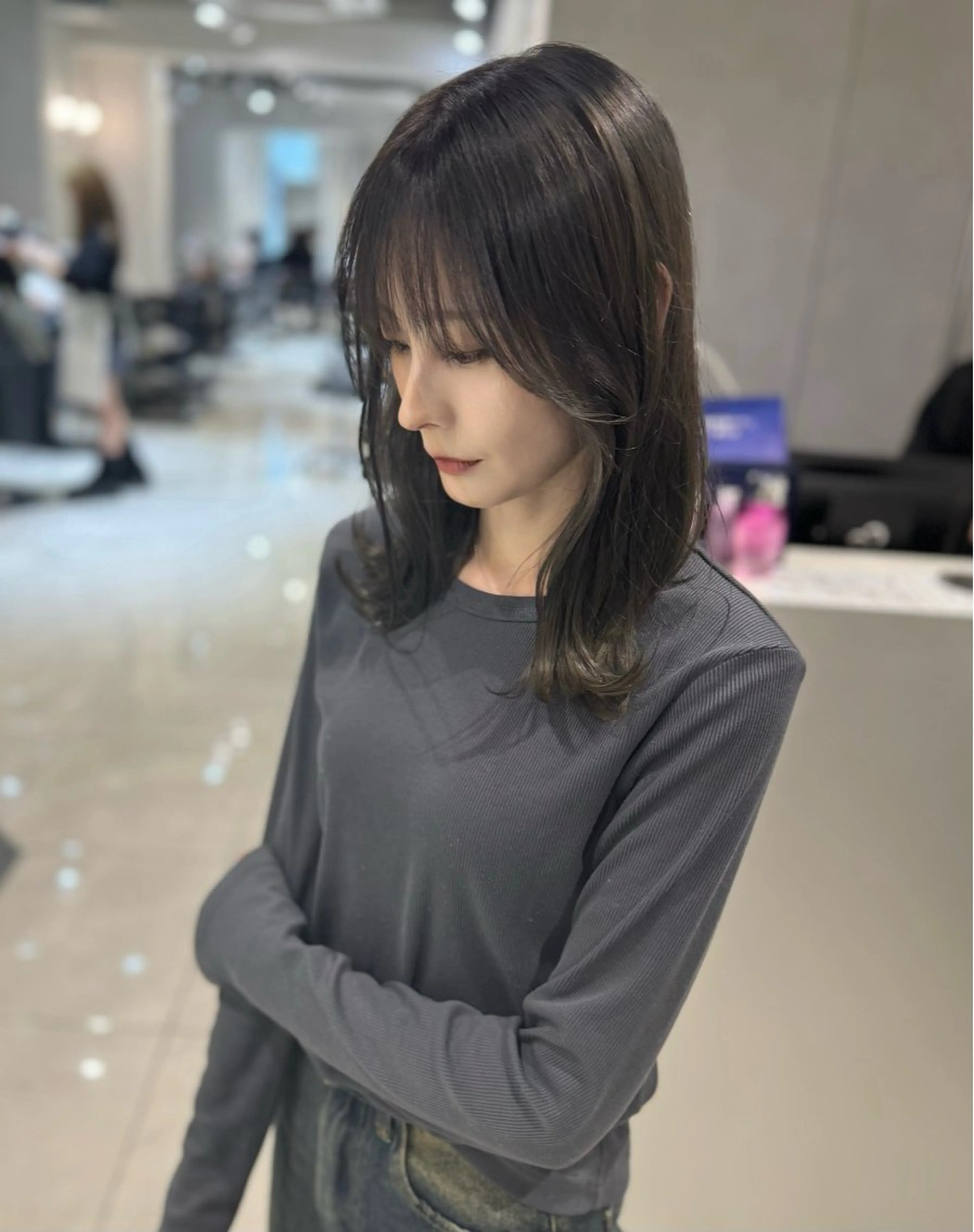 ミディアム カラー カット ヘアカラー ハッシュカット レイヤー池袋のヘアスタイル