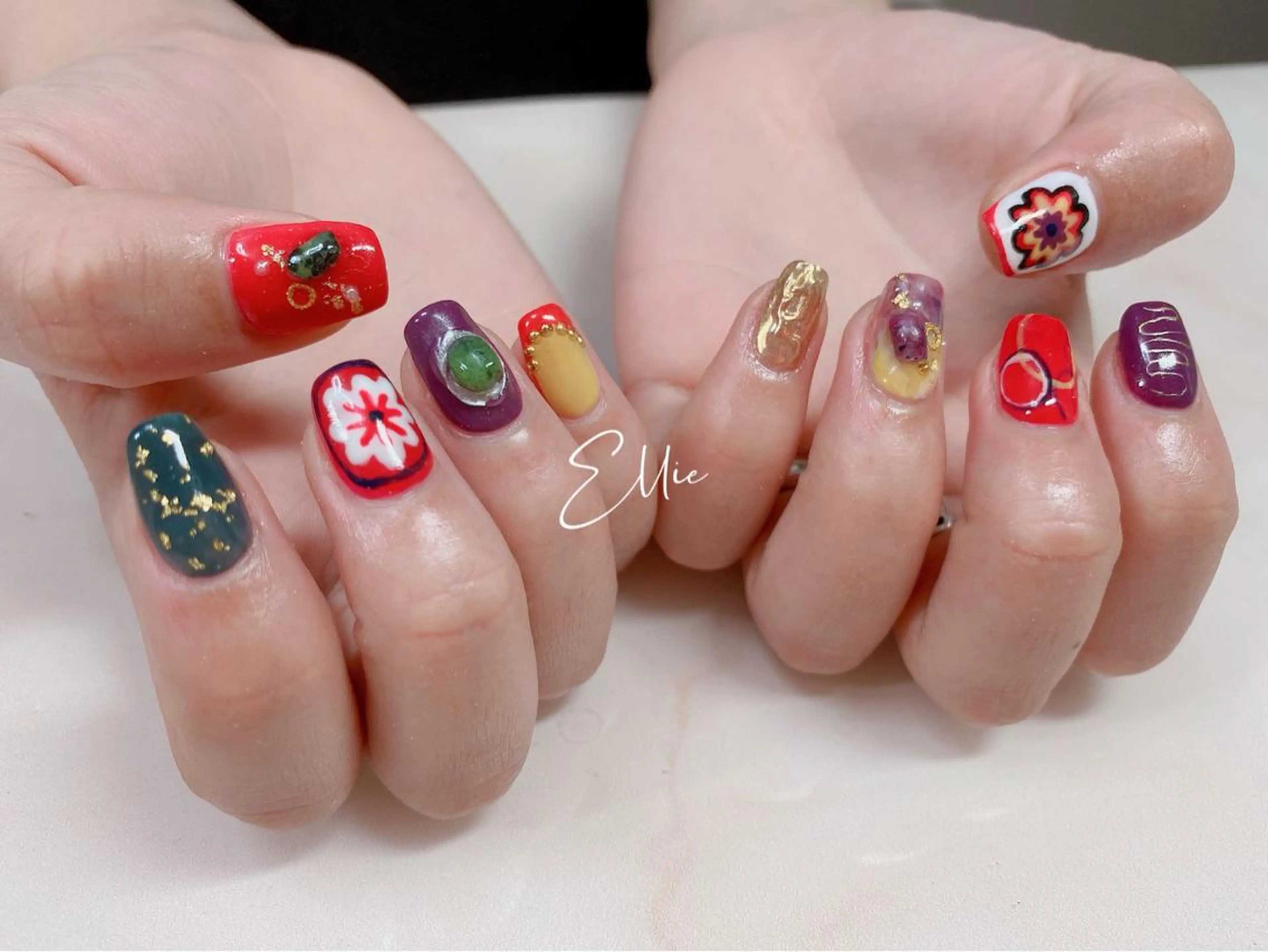 ネイル ハンドネイル ハンドケア ♡Ellie ♡のネイルデザイン