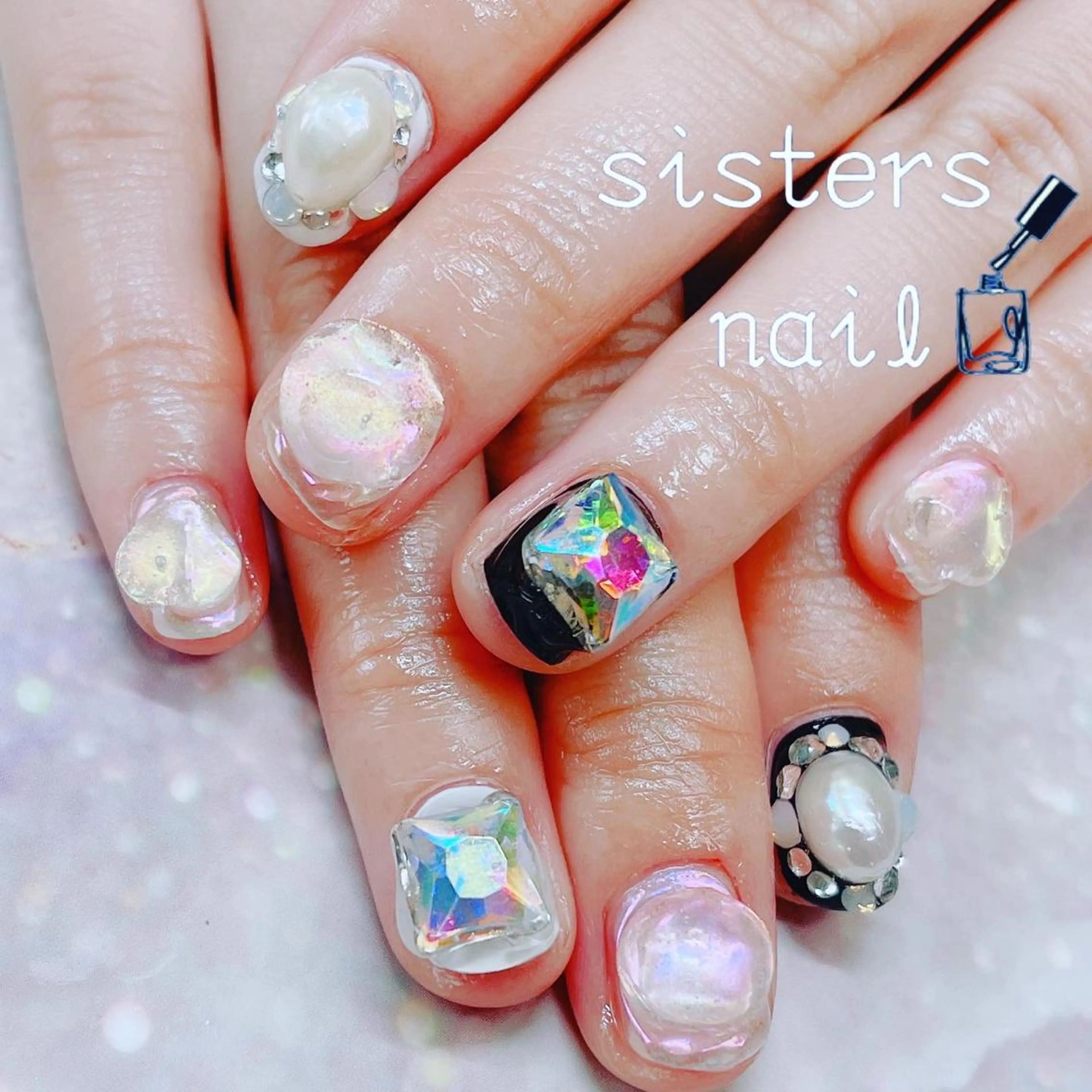 ネイル アートネイル オーロラネイル ハート 氷ネイル・うるうるネイル キラキラネイル ハンドネイル ハンドケア sisters nail.fのネイルデザイン