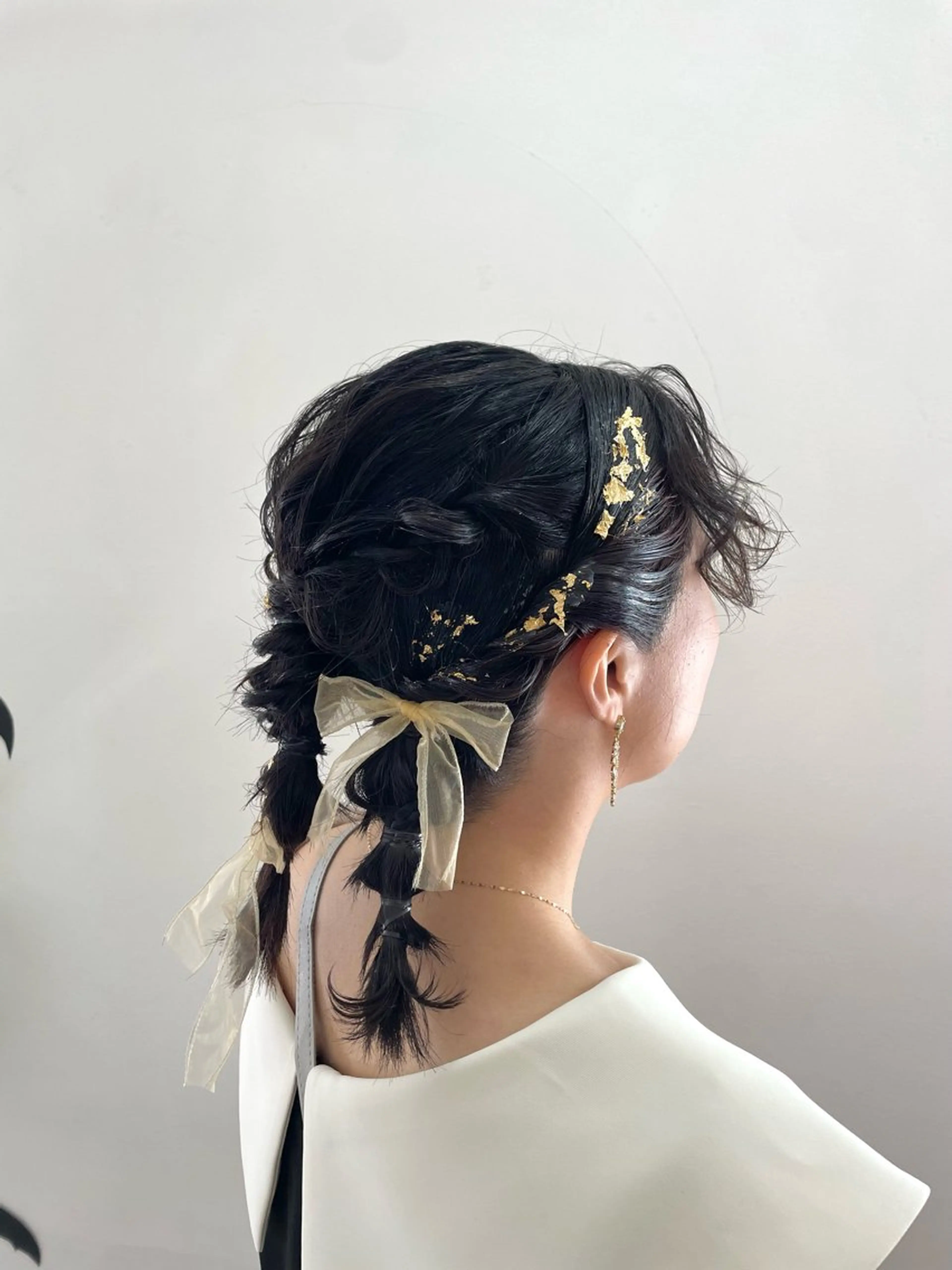 ミディアム ヘアアレンジ 成人式 ショートボブ ミディアムパーマ ボブ 髪質改善 ヘアセット mopa所属・mopa_kaede 暖色カラー/ロングのヘアスタイル