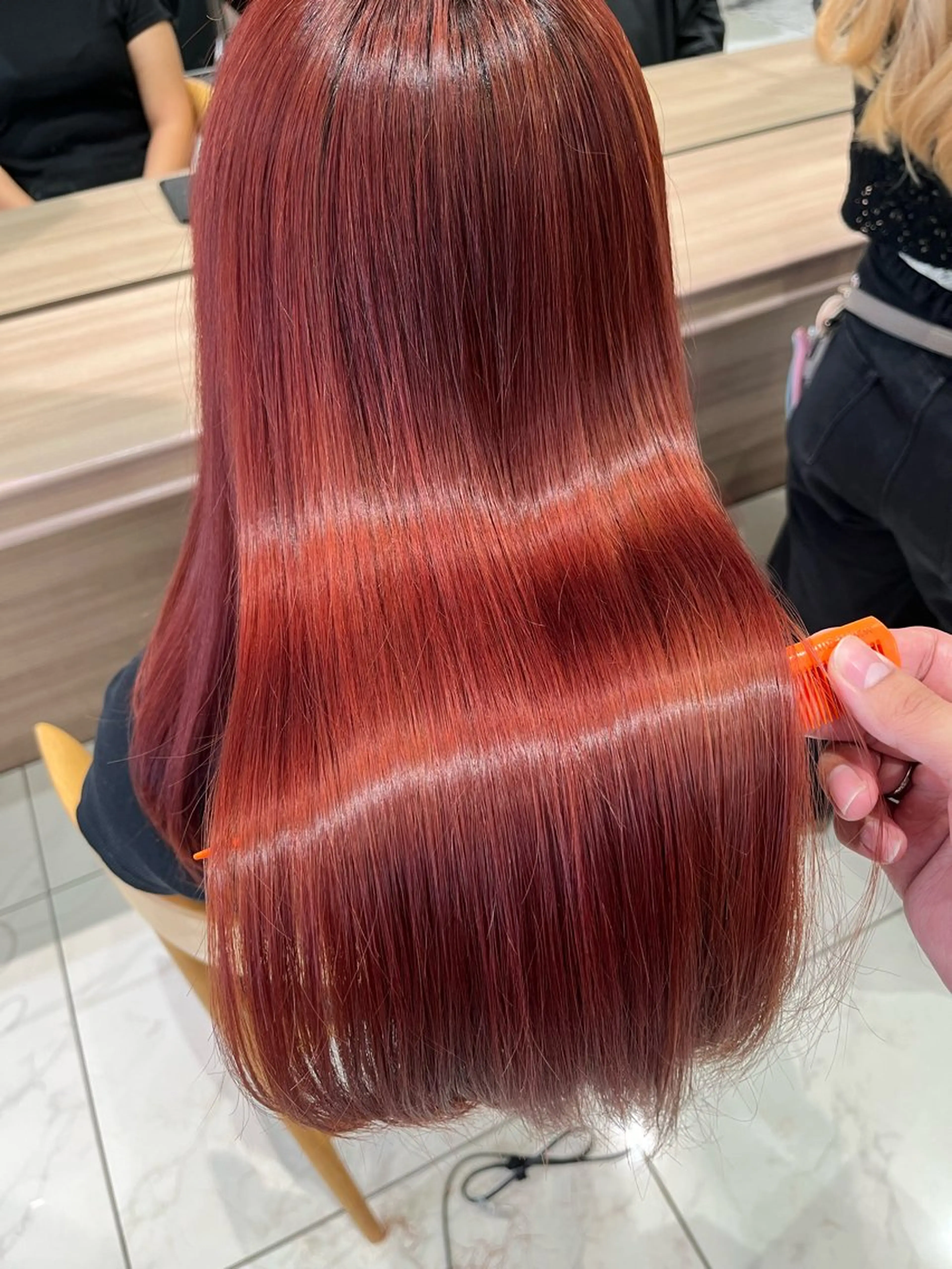 ロング カラー ハイトーンカラー 髪質改善 トリートメント カット ヘアカラー 【メンズパーマ✨️ フェザーパーマ】岩城のヘアスタイル