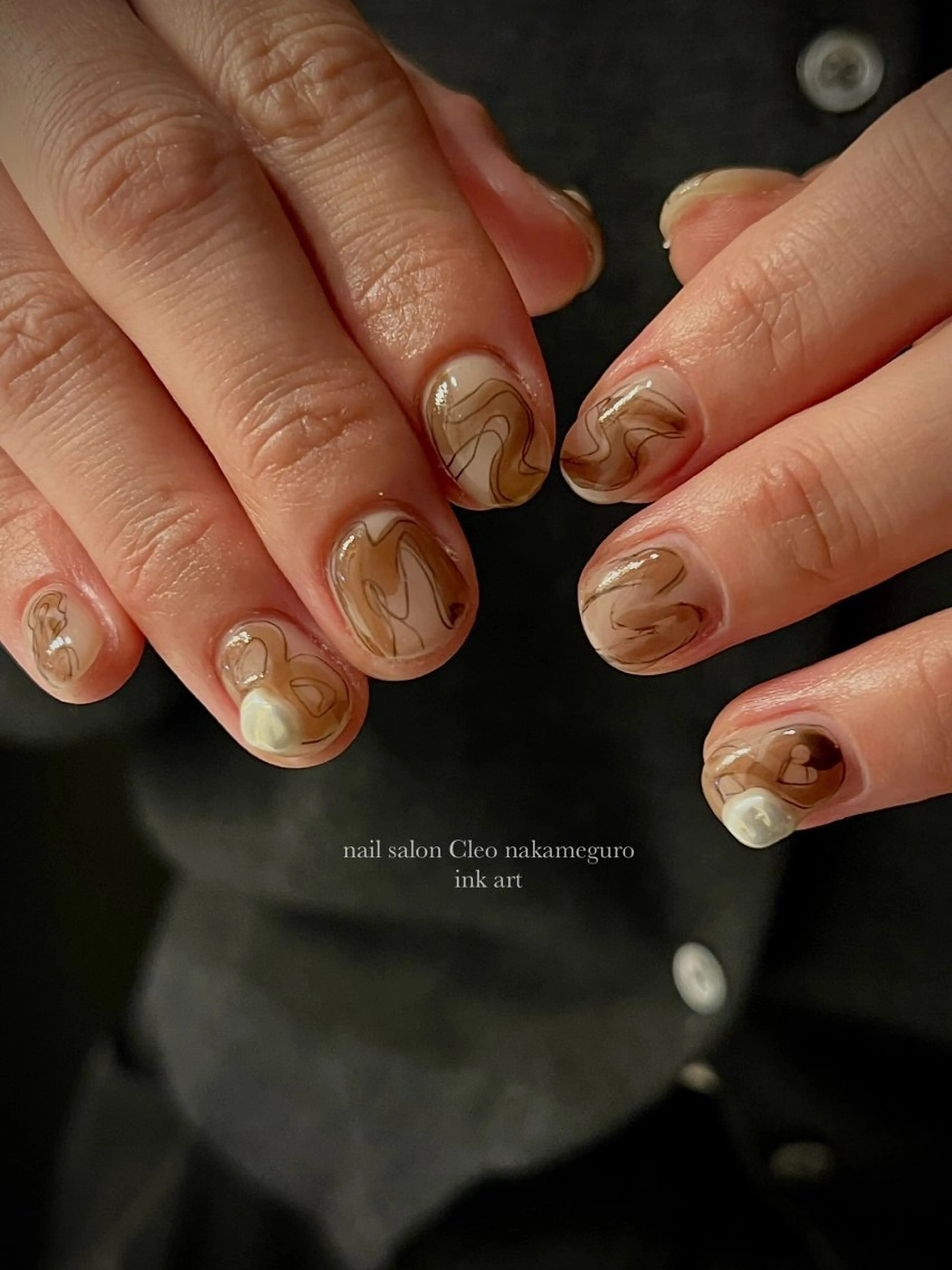 ネイル アートネイル オーロラネイル べっ甲ネイル ブルー ブラウン Cleo中目黒店 Hinahoのネイルデザイン