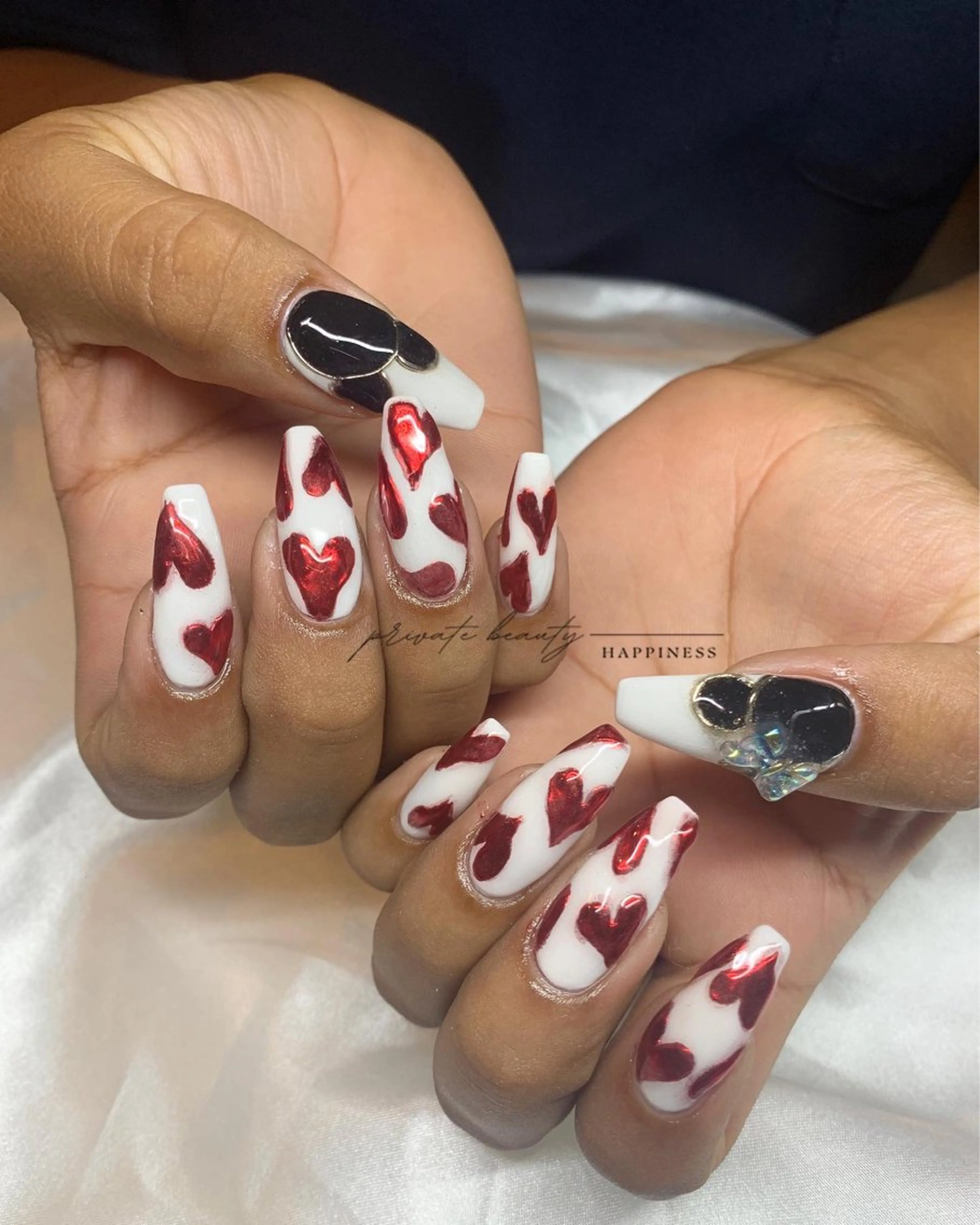 ネイル 持ち込み スカルプネイル happiness nailのネイルデザイン