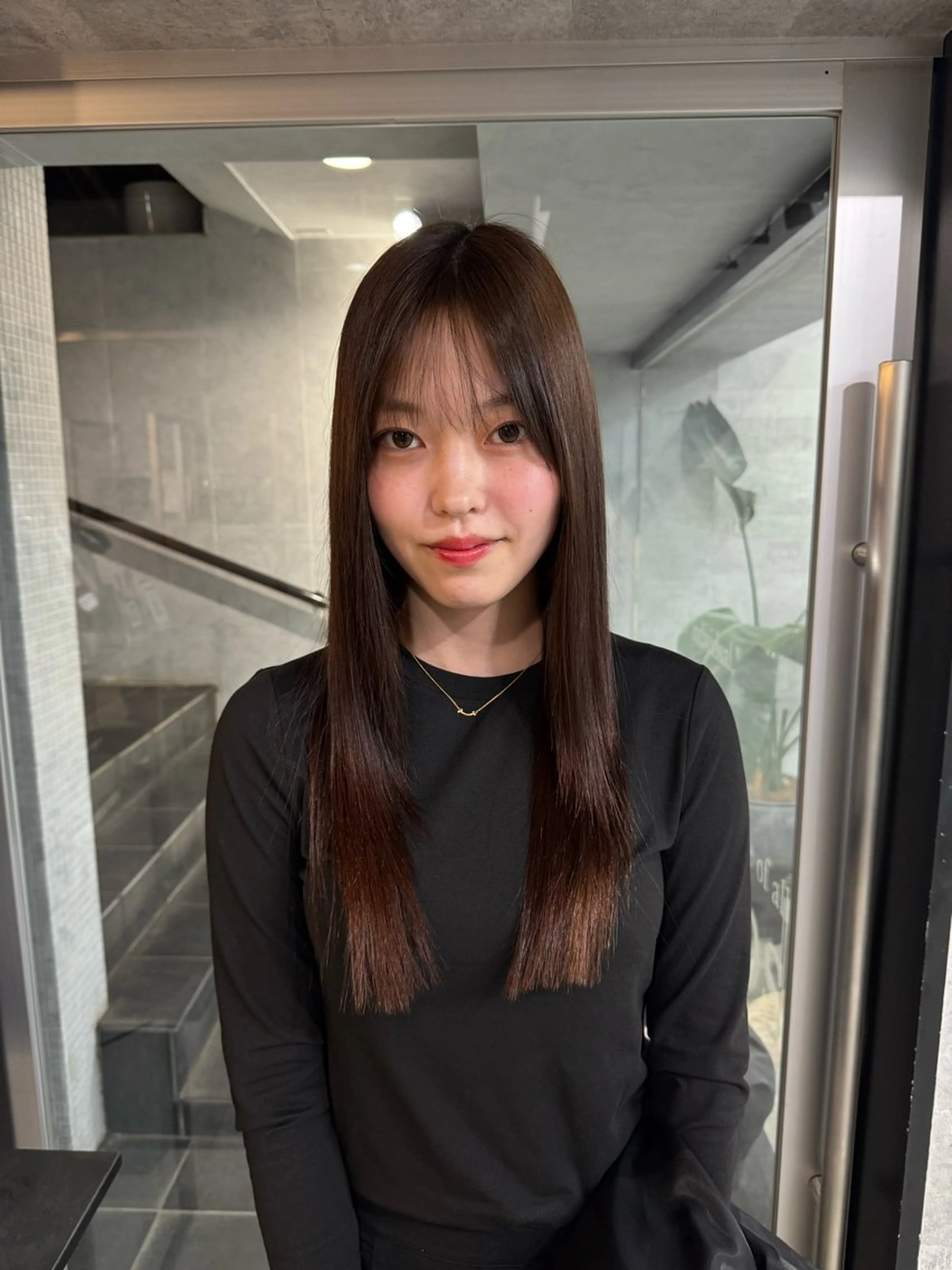 ロング カラー カット 縮毛矯正 あなたのお悩み改善" You"💚❤️💛のヘアスタイル