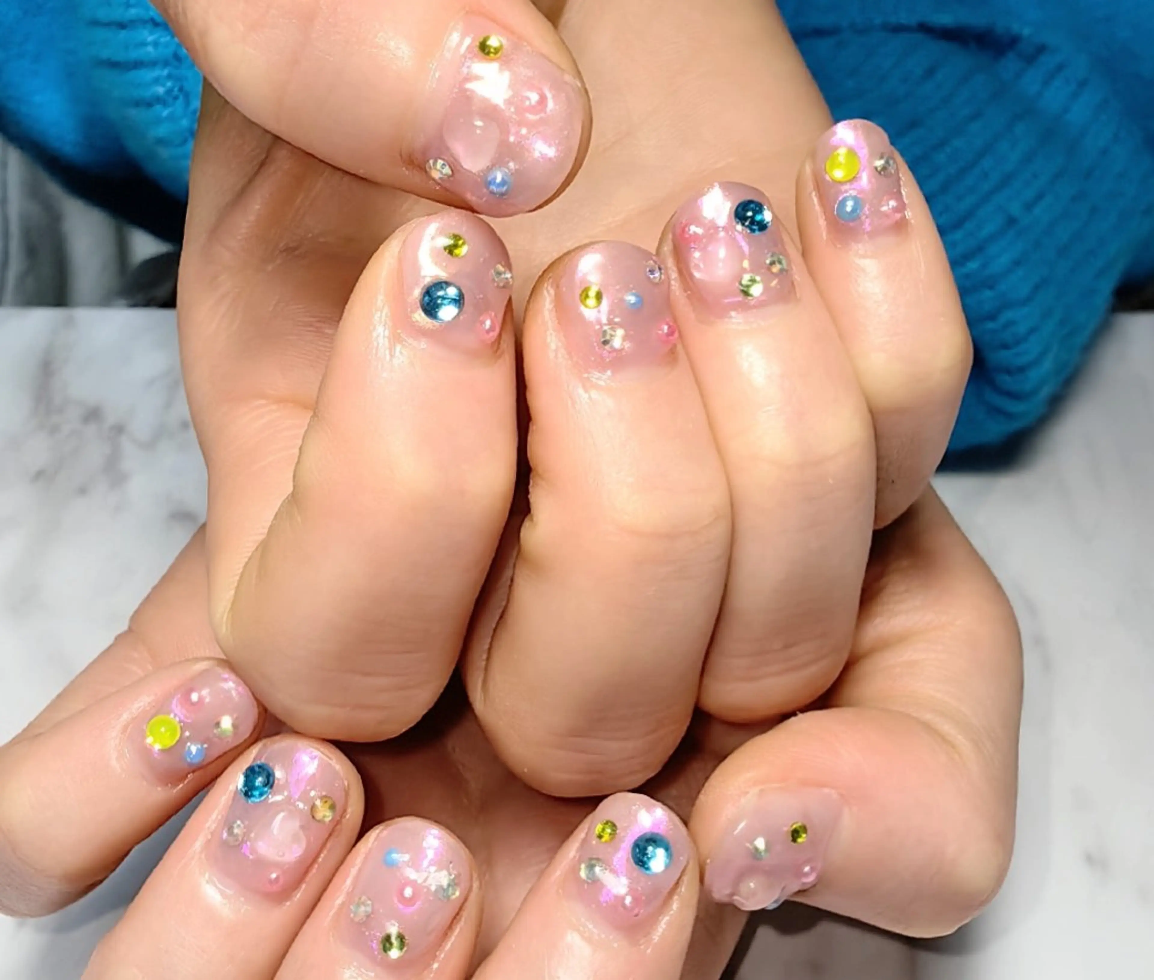 ネイル ストーンネイル ハンドネイル reve あやののネイルデザイン