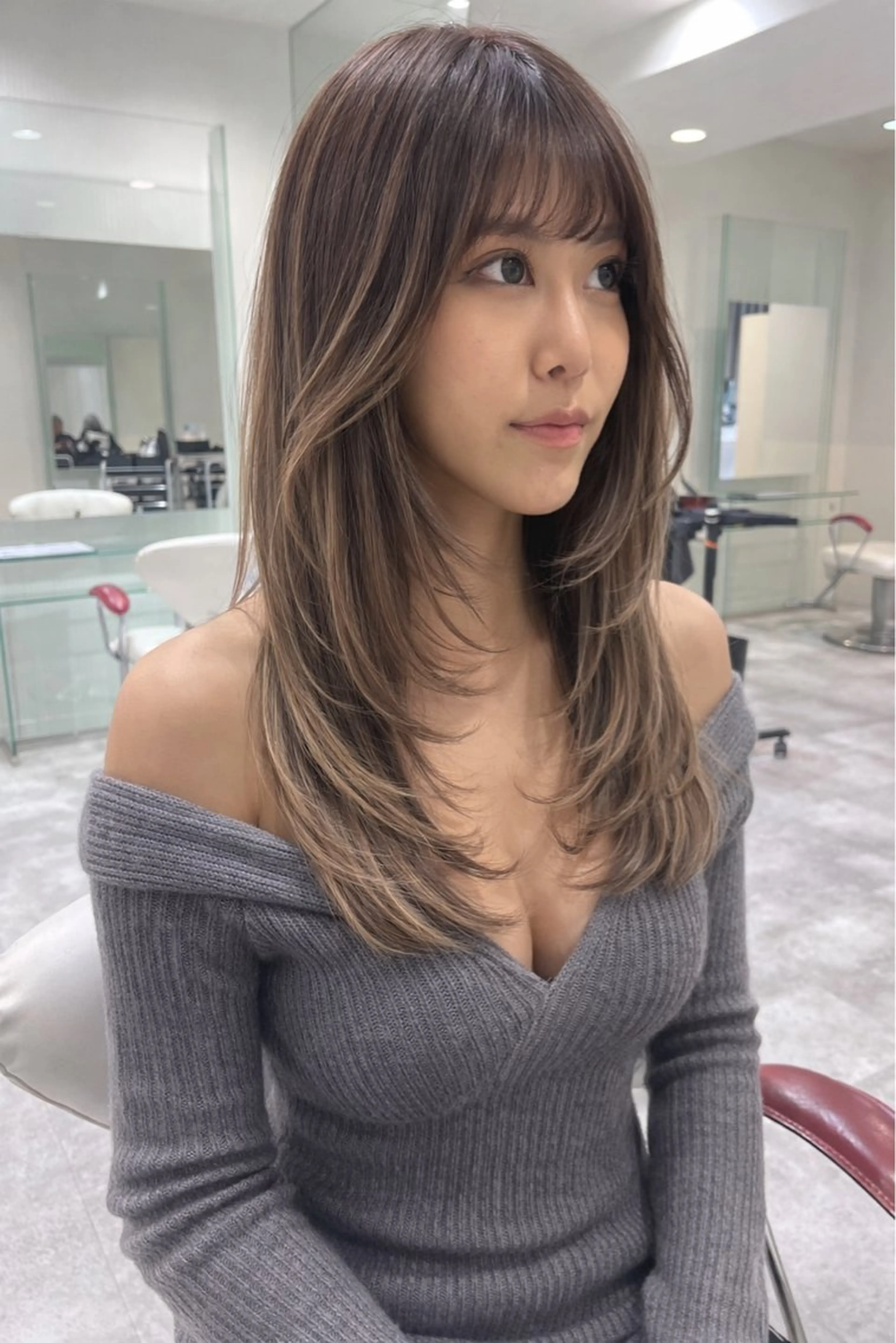 カラー 透明感のある艶髪なら 矢場町駅4番出口すぐのヘアスタイル