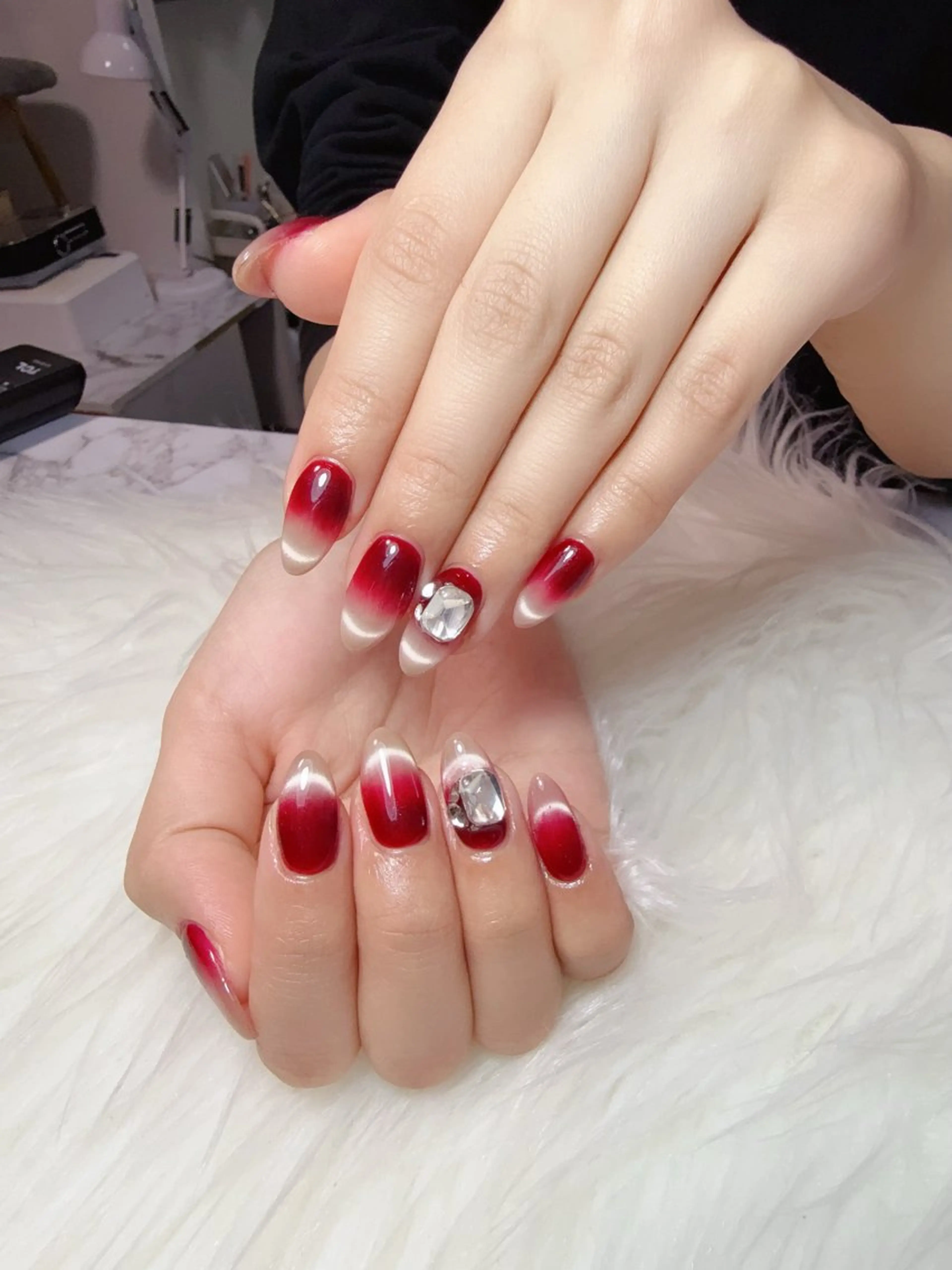 ネイル フレンチネイル マグネットネイル マグネットフレンチ 冬ネイル クリスマス 西野 カナのネイルデザイン