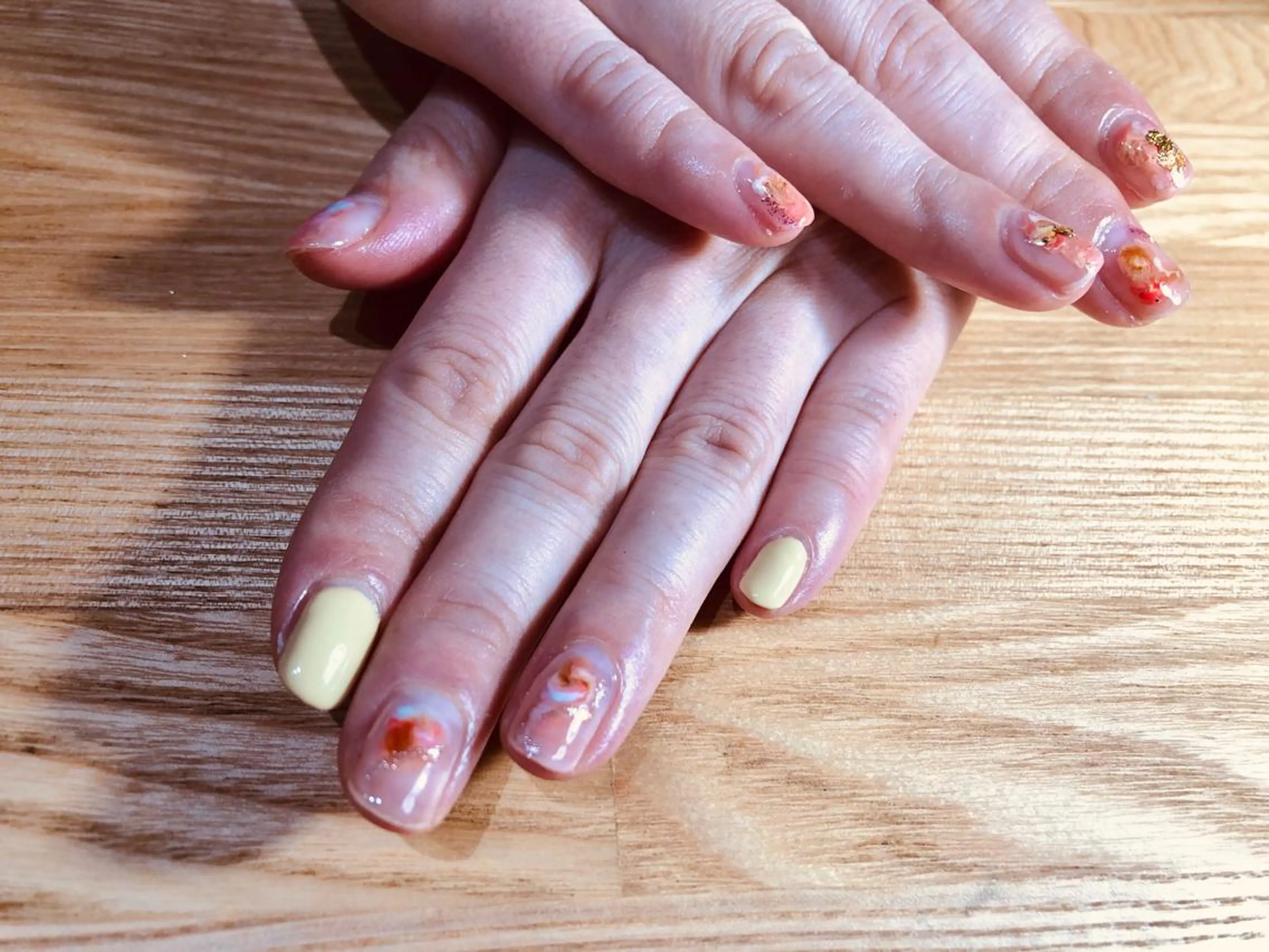 ネイル ハンドネイル nailsalon hue所属・小山 羽奈のネイルデザイン