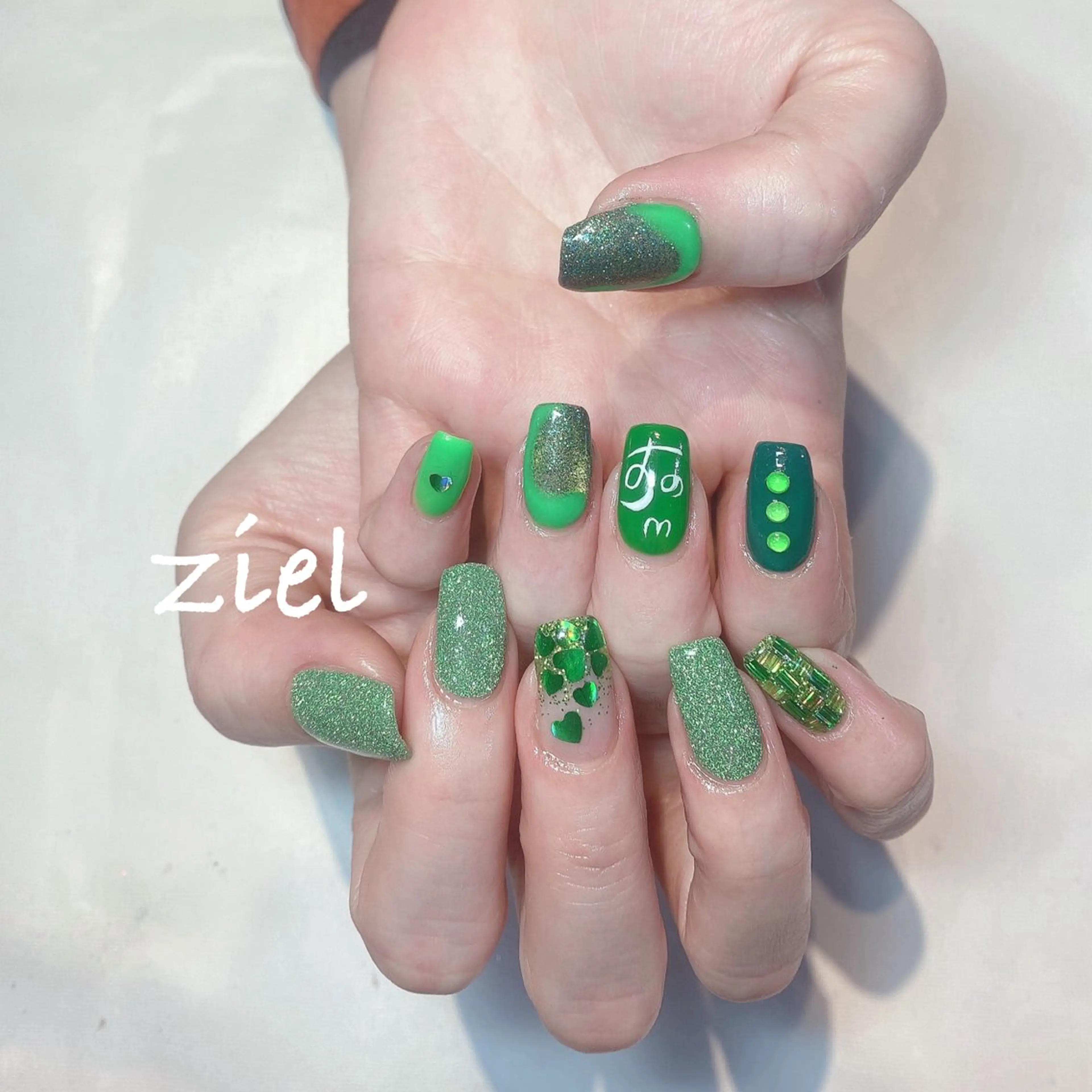 ネイル ziel_nail所属・ziel _nailのネイルデザイン