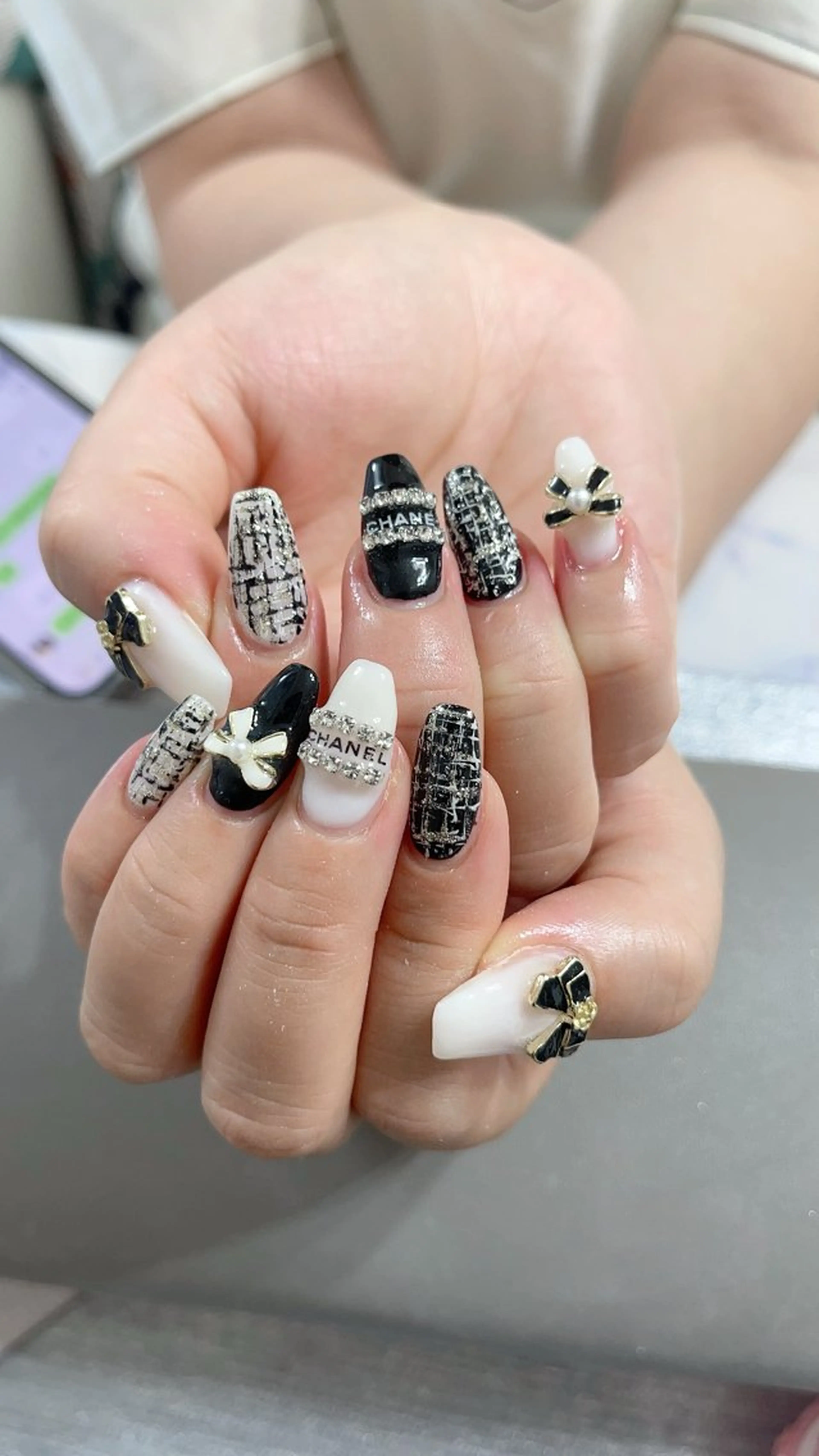 ネイル ハンドネイル 菲菲ネイルサロン所属・FF フィフィネイルサロンのネイルデザイン