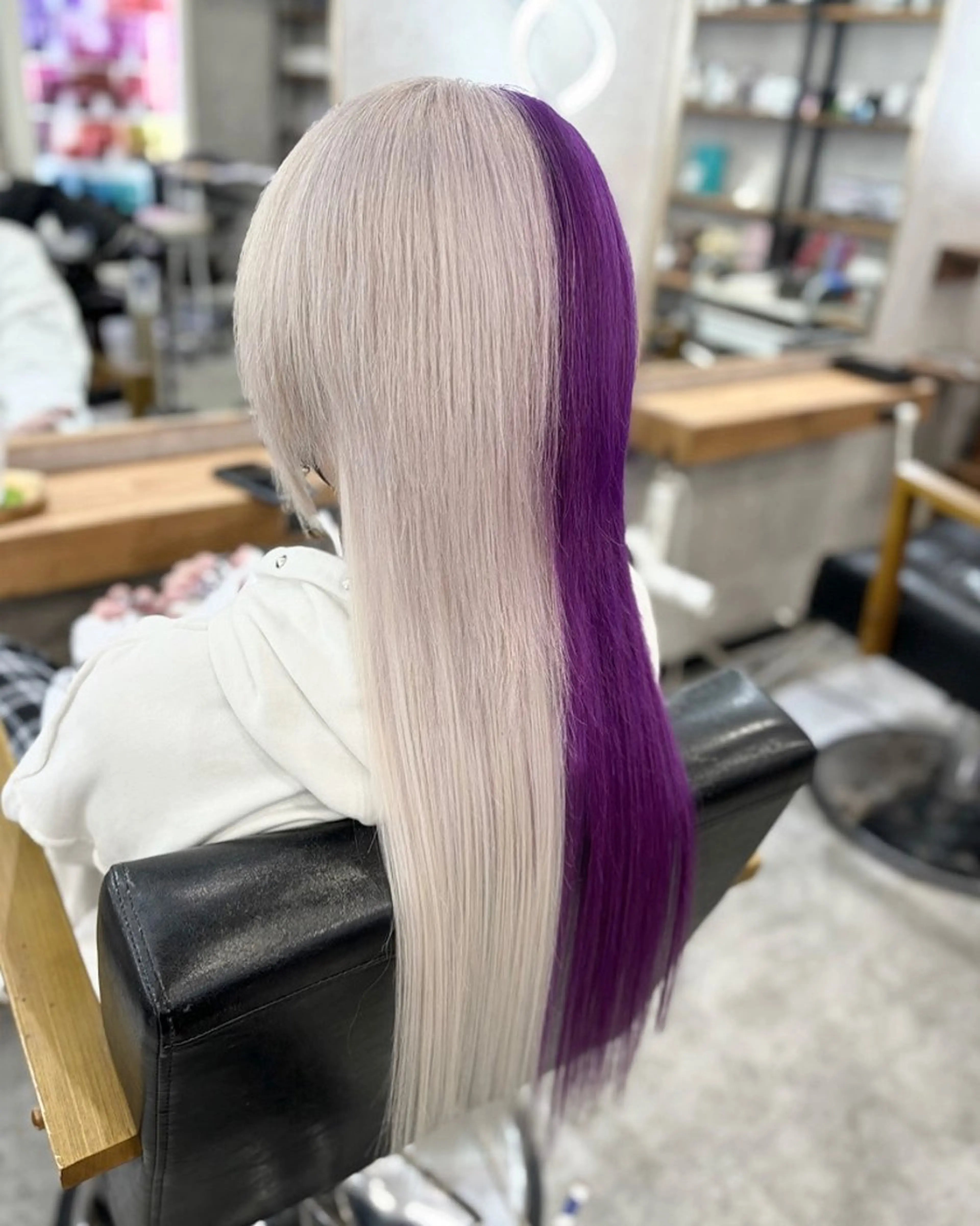 ミディアム カラー ブリーチ カット ヘアカラー トリートメント エクステ 🦋 SHION 🦋のヘアスタイル