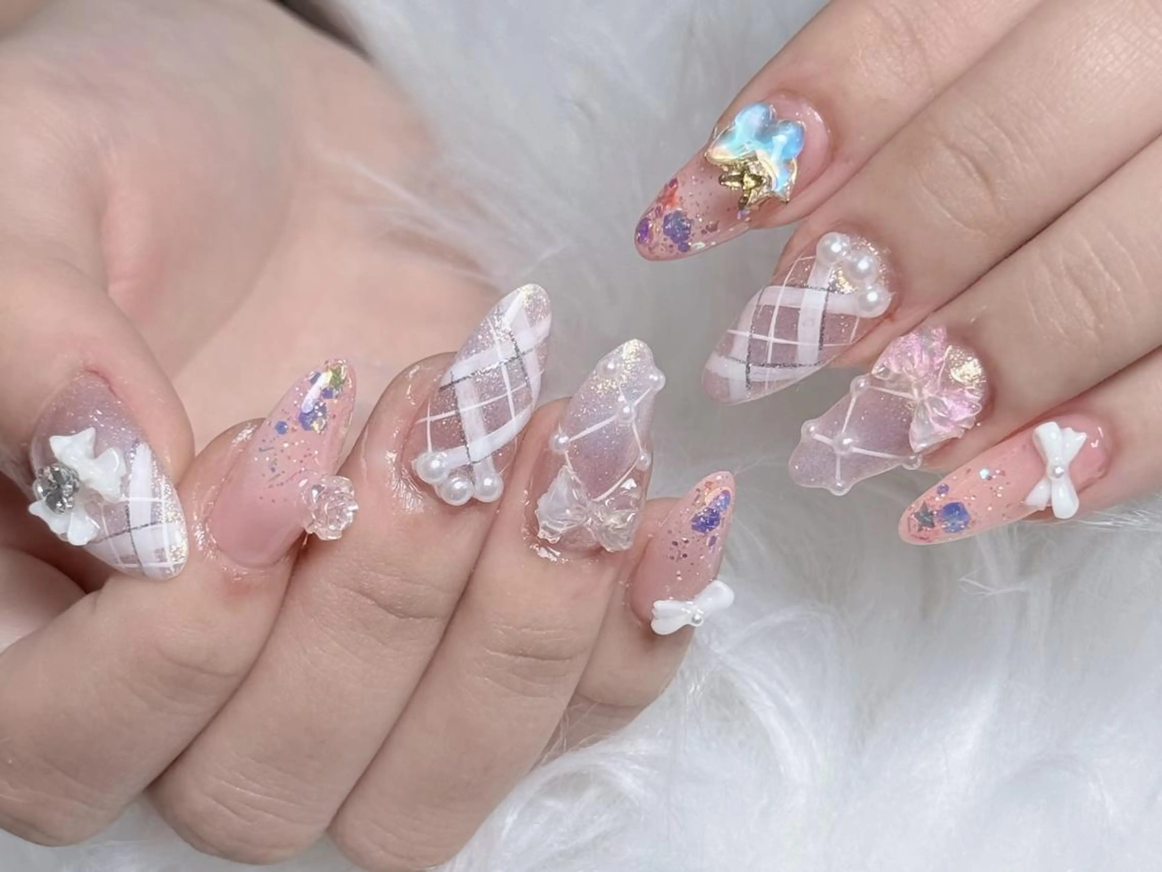 ネイル 長さ出し グラデーション 卒業式 キラキラネイル マグネットネイル ハンドネイル アンアンBelle Nail Salonのネイルデザイン