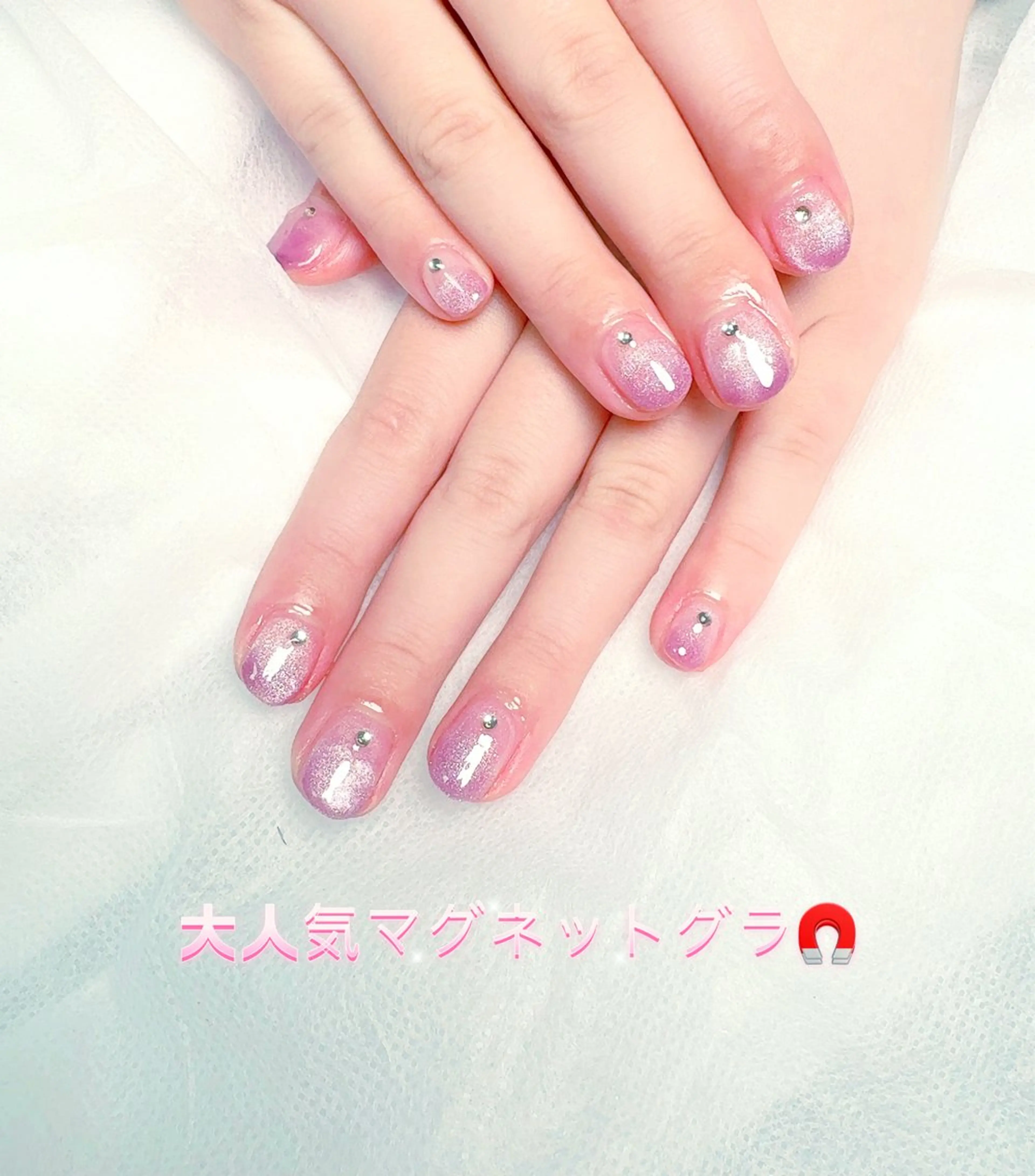 ネイル pink ladyサロン所属・べ にのネイルデザイン