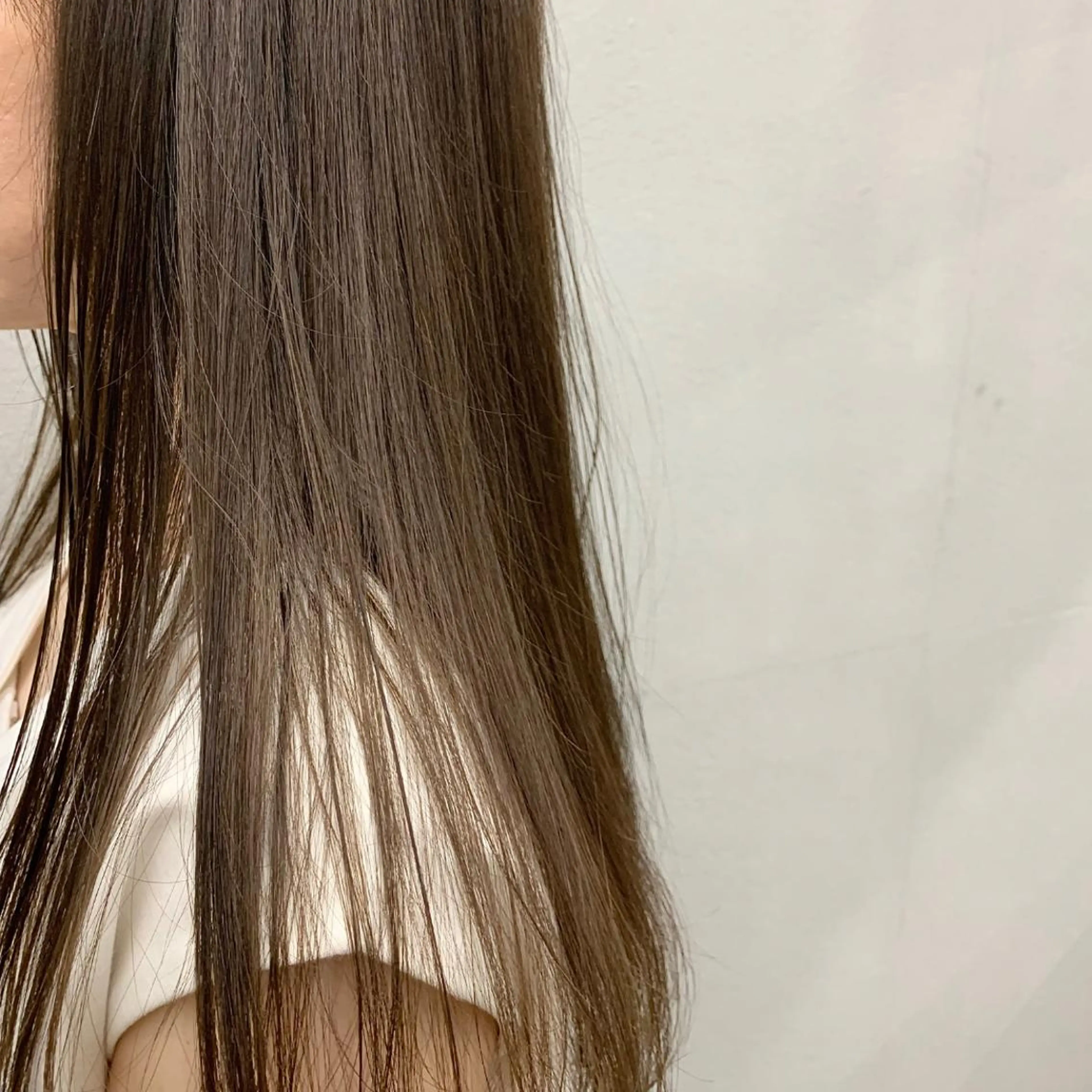 セミロング カラー アッシュ ベージュカラー カット ヘアカラー トリートメント 🌱小顔魅せカット 透明感カラー/泉綺のヘアスタイル