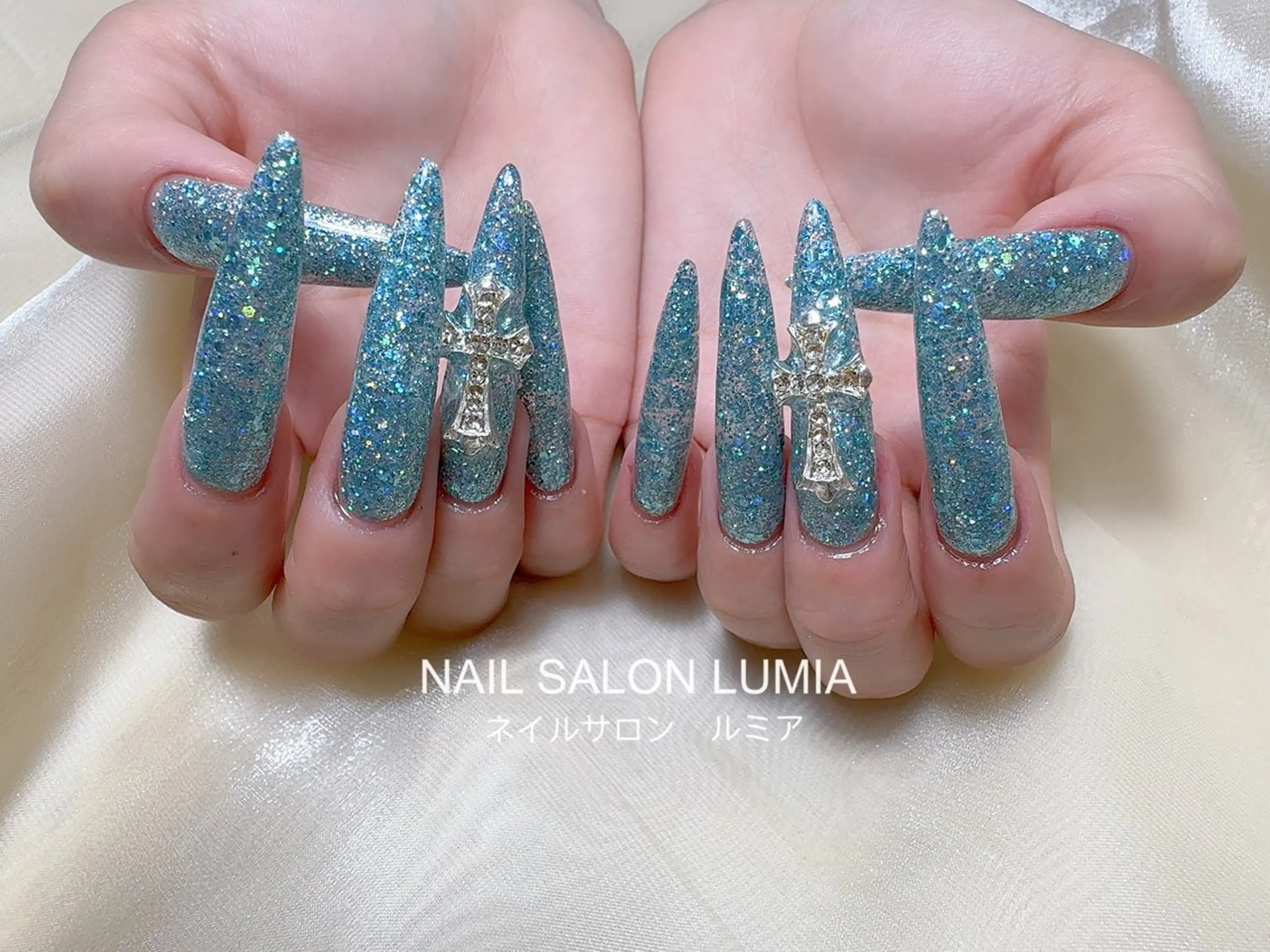 ネイル ハンドネイル ネイルサロン ルミア Lumia 店長のネイルデザイン