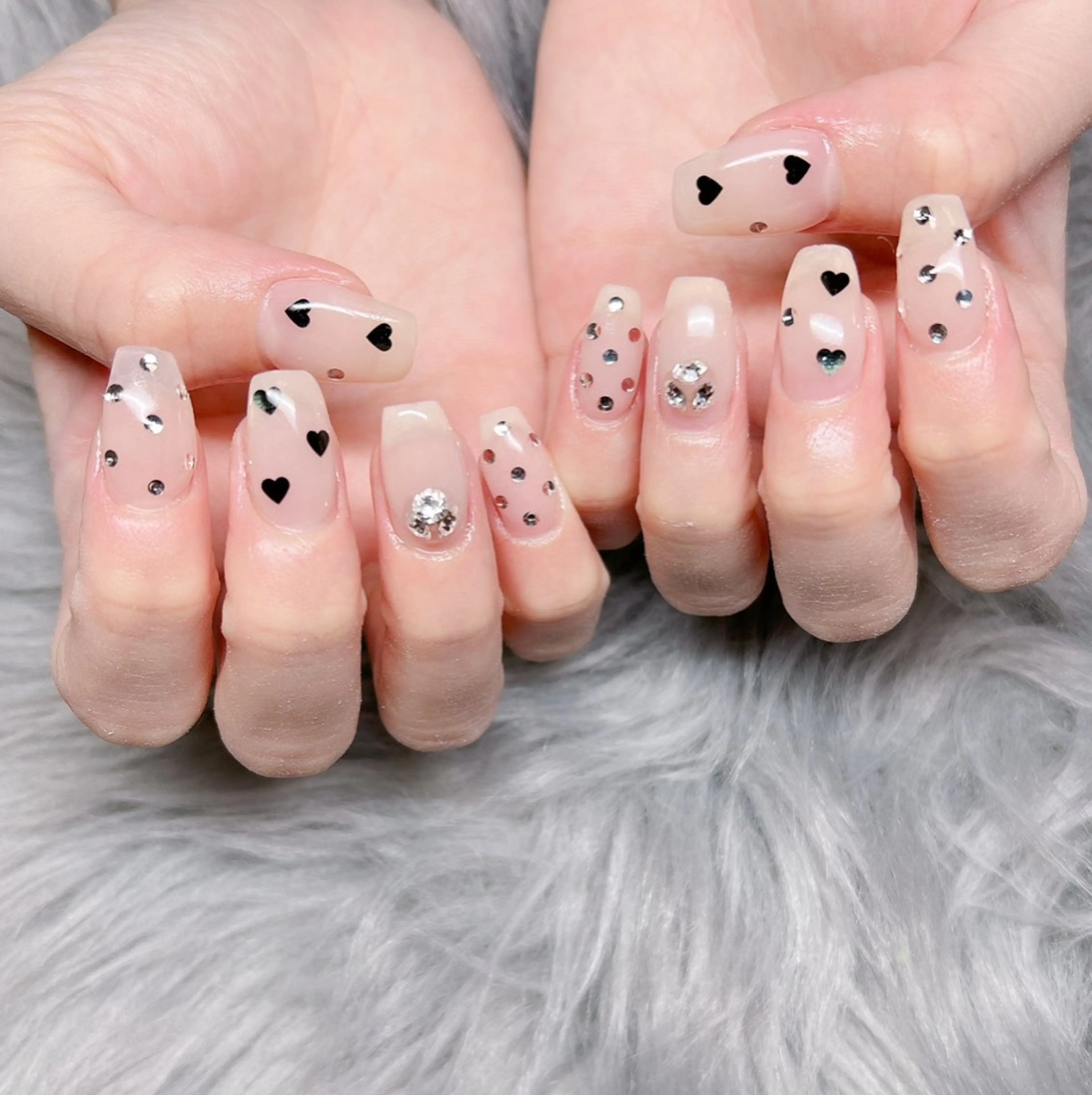 ネイル 個室ネイルサロンDolly Girl〜ドーリーガール〜所属・DollyGirl KYOKOのネイルデザイン