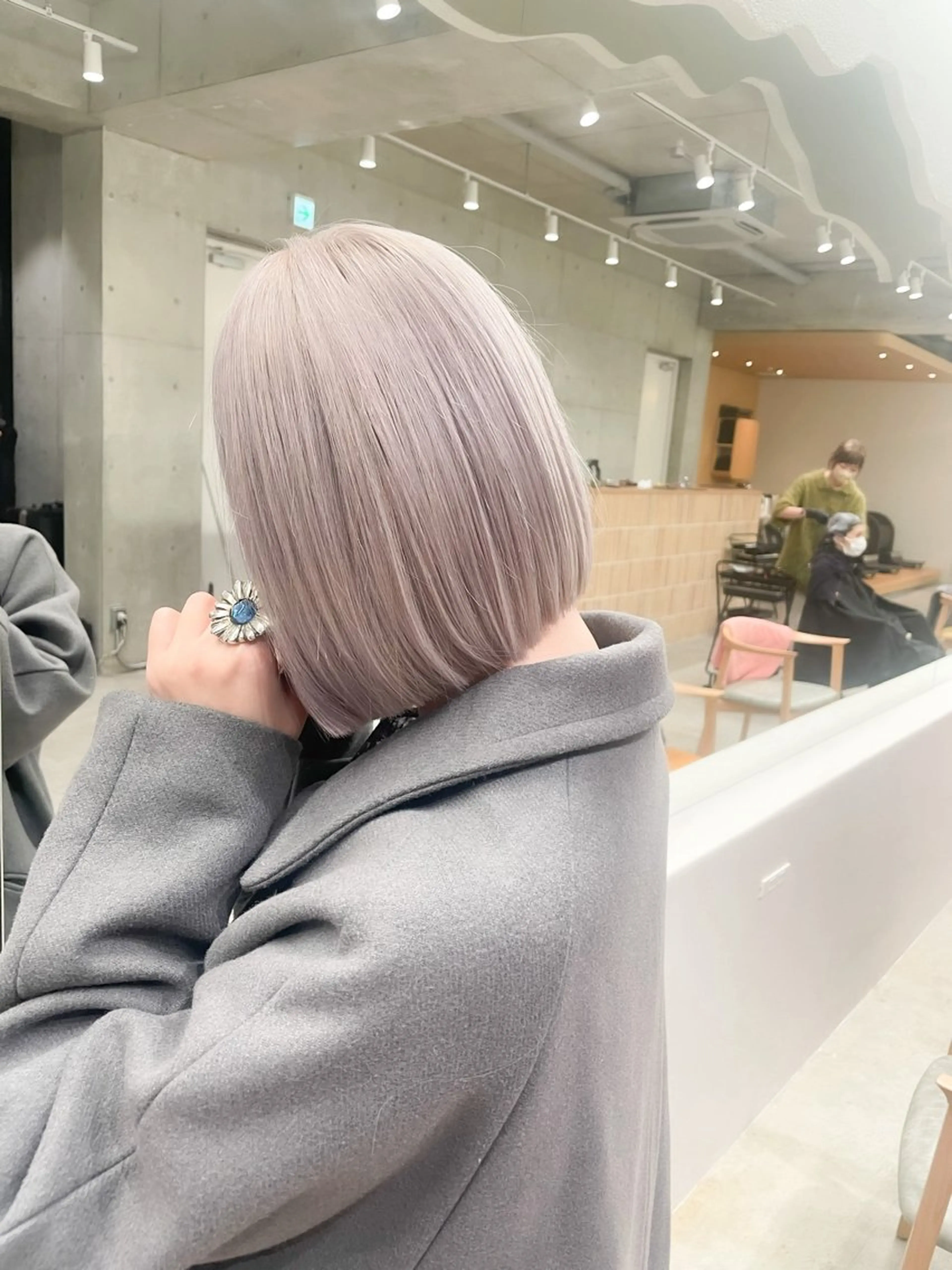 ショート カラー ヘアアレンジ カット ヘアカラー トリートメント ミニボブ/ブリーチ 🌈MISATOのヘアスタイル