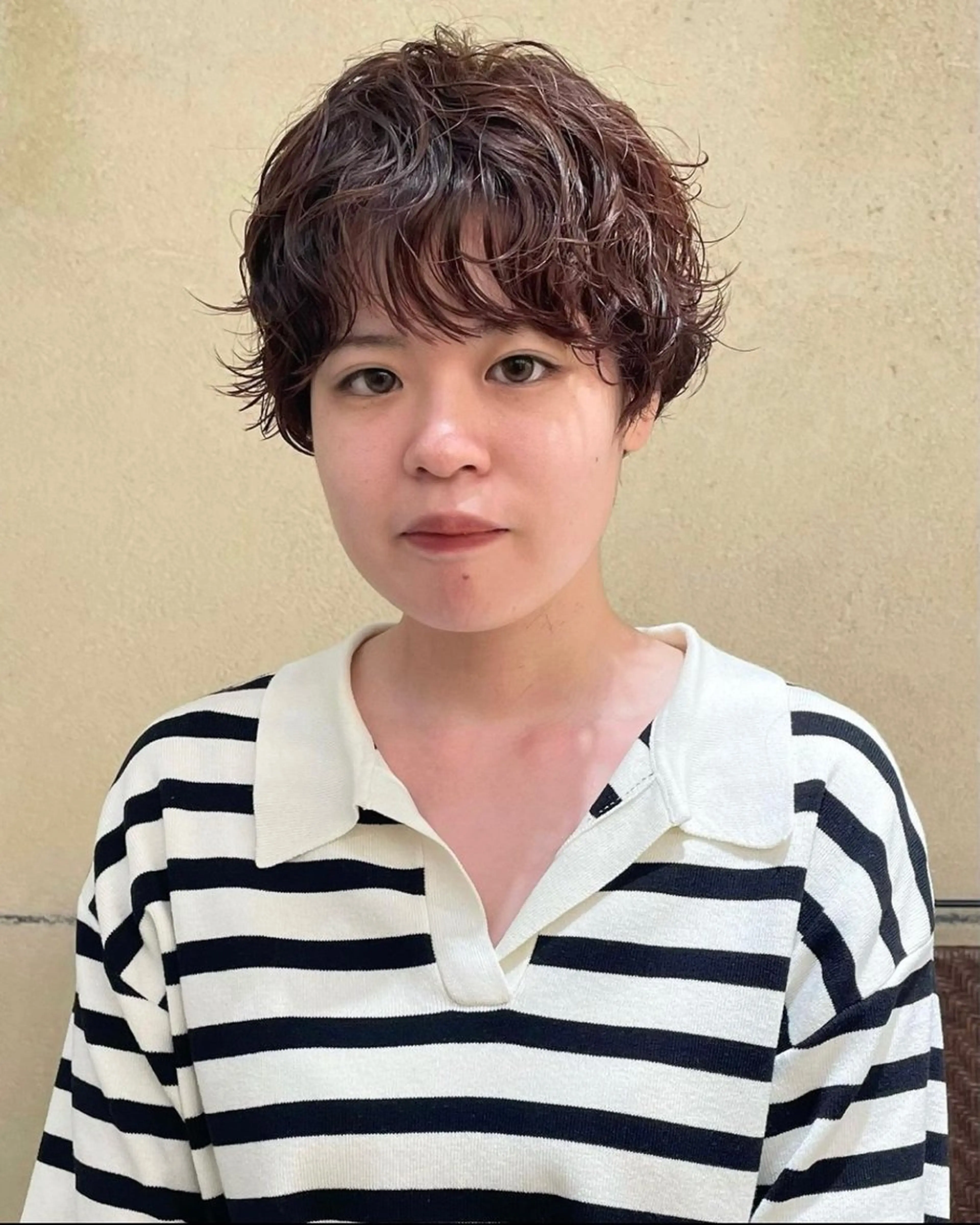 ショート パーマ 塩谷 雪花のヘアスタイル