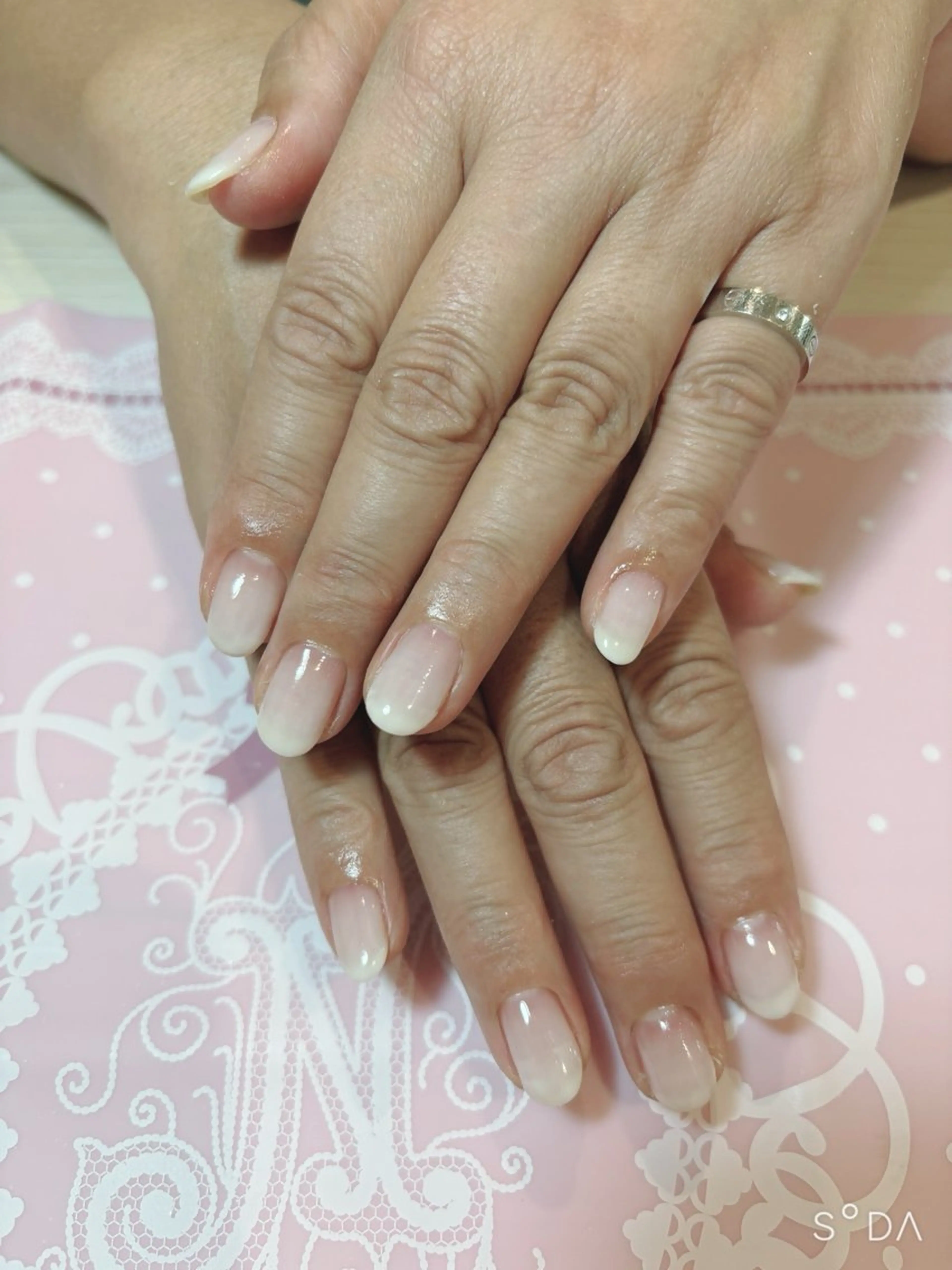 ネイル luna 🐈‍⬛のネイルデザイン