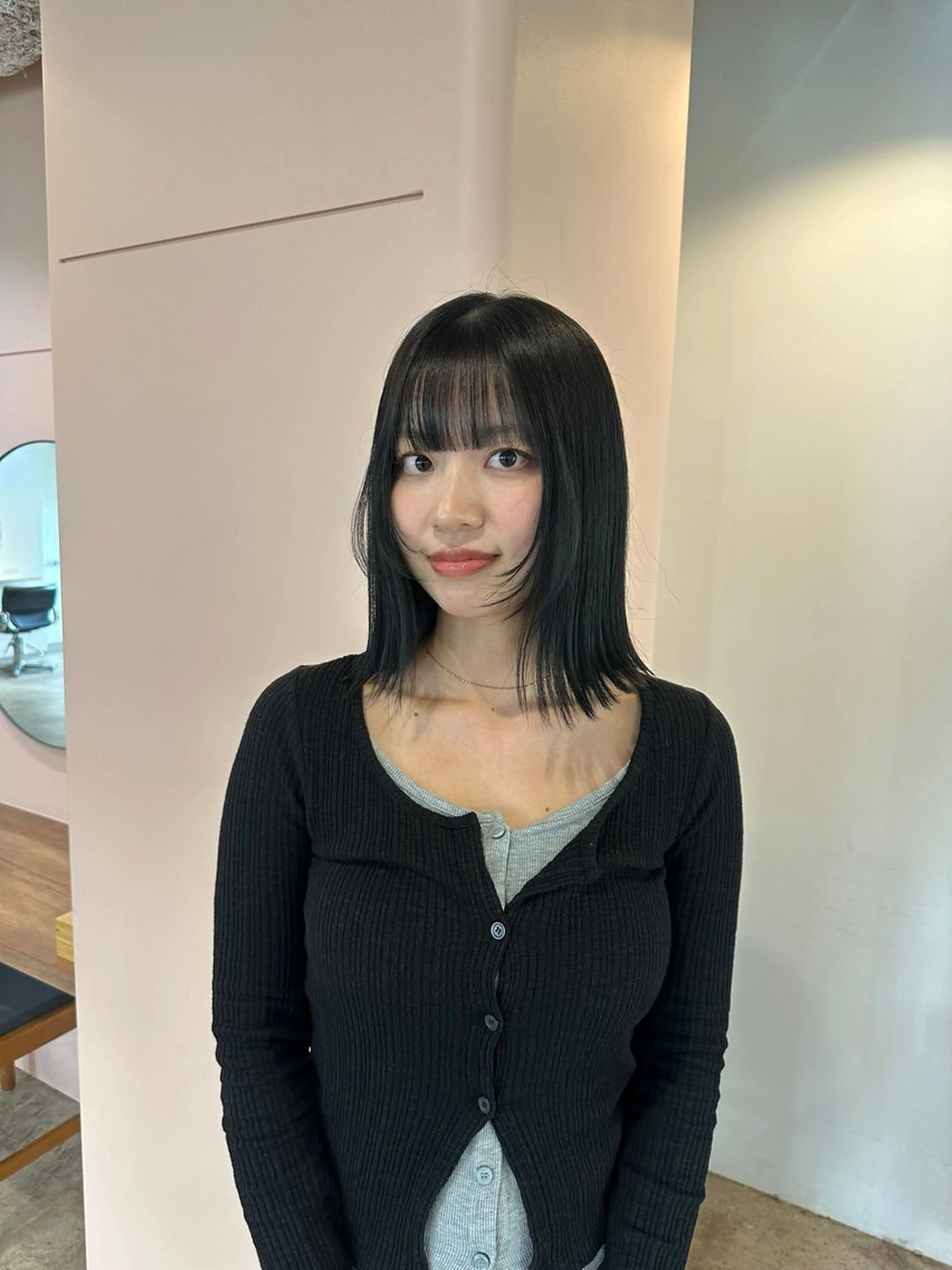 ミディアム カット 🧣misaki 透明感カラー🧣のヘアスタイル